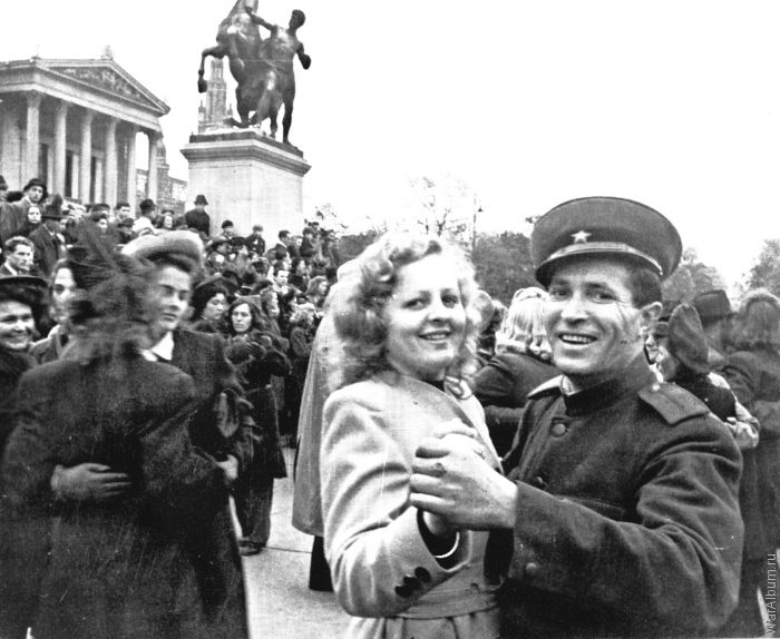 Image result for солдаты и женщины фото