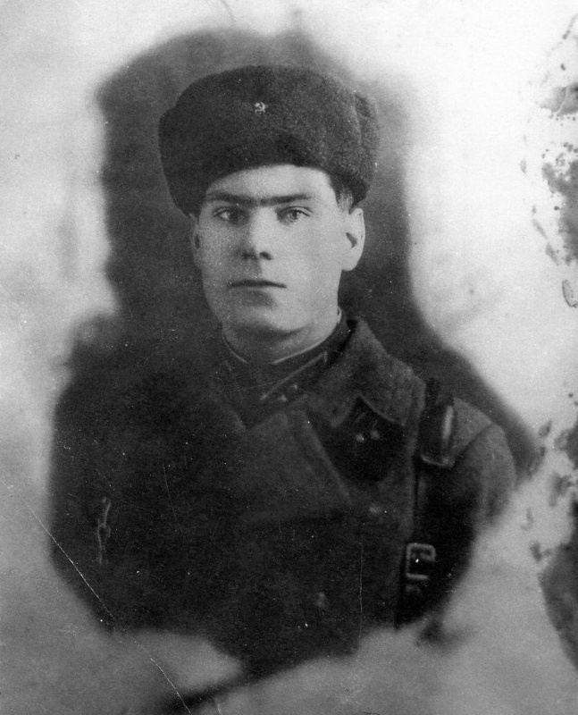 Фото: Командир 6-й батареи 143-го артиллерийского полка лейтенант Г.Ф. Лысенко Фото: Командир 6-й батареи 143-го артиллерийского полка лейтенант Г.Ф. Лысенко