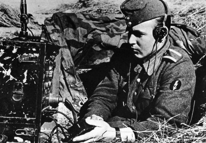 Радио в войну фото