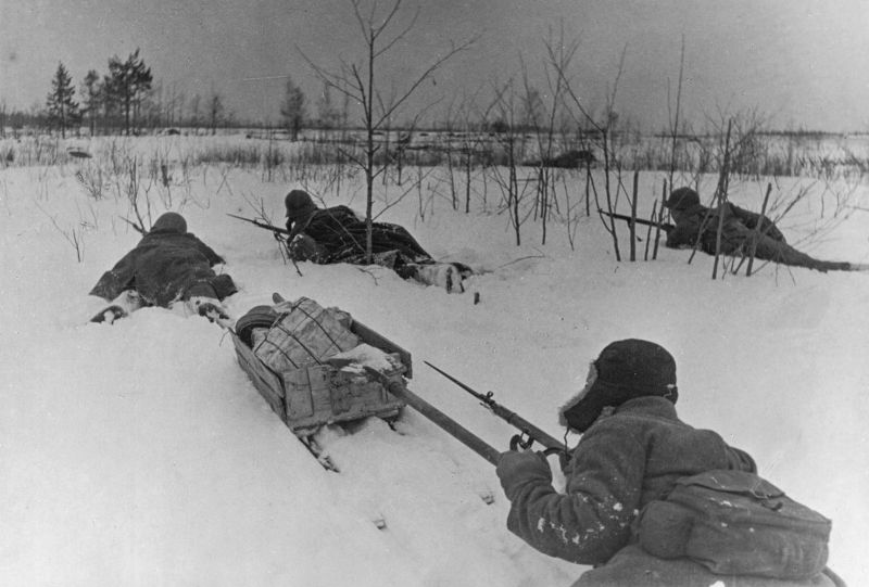 Военный альбом: Советские саперы выдвигаются к финским ДОТам в районе Сумма-Хотинен (финское обозначение - укрепрайон "Суммакюля").