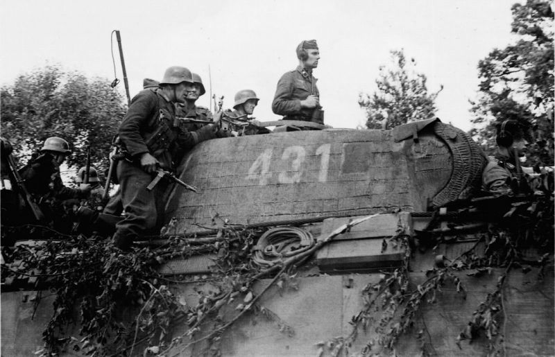 44 й гвардейский танковый полк