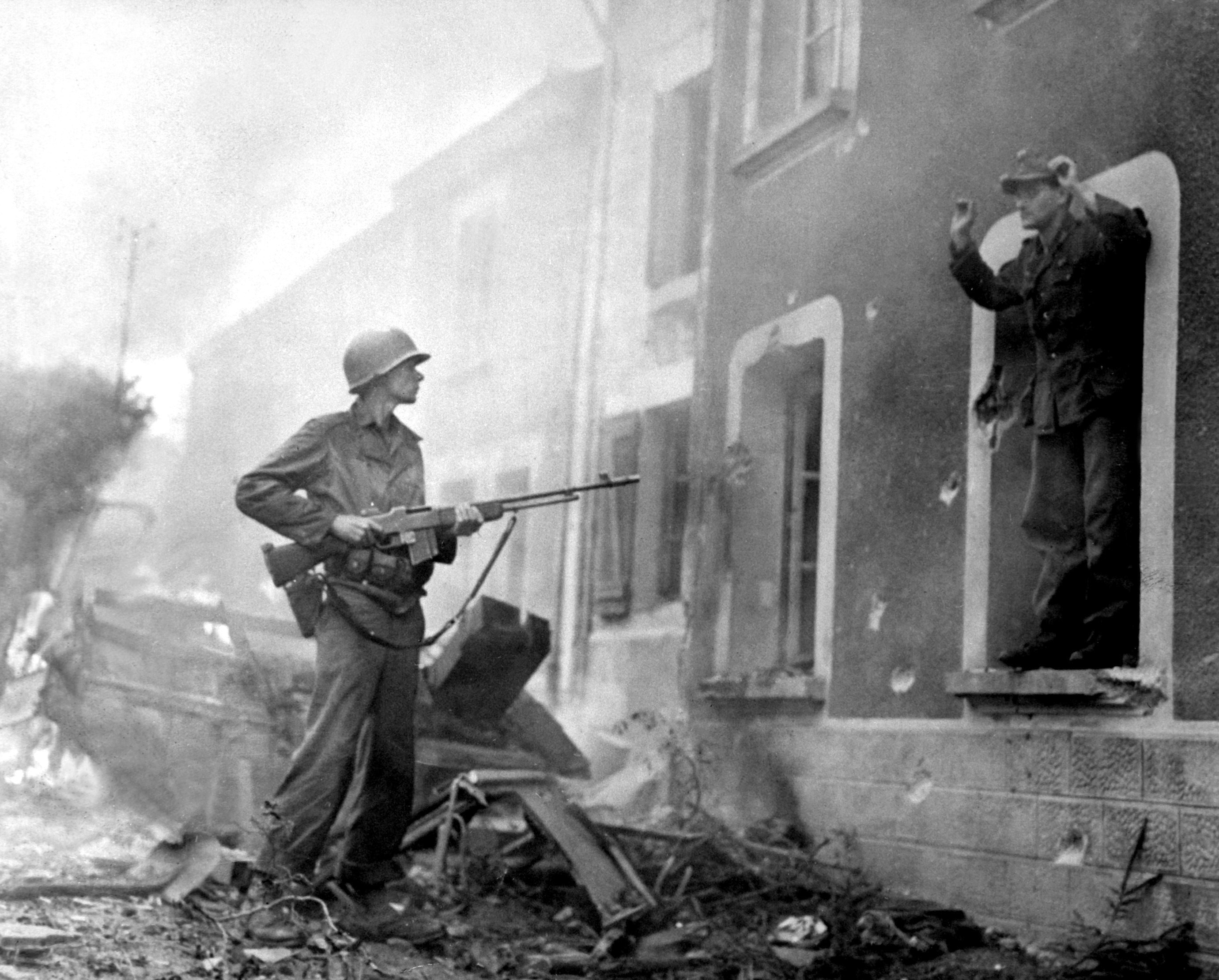 Франция 1944 год. Солдат с Bar m1918. Вторая мировая.