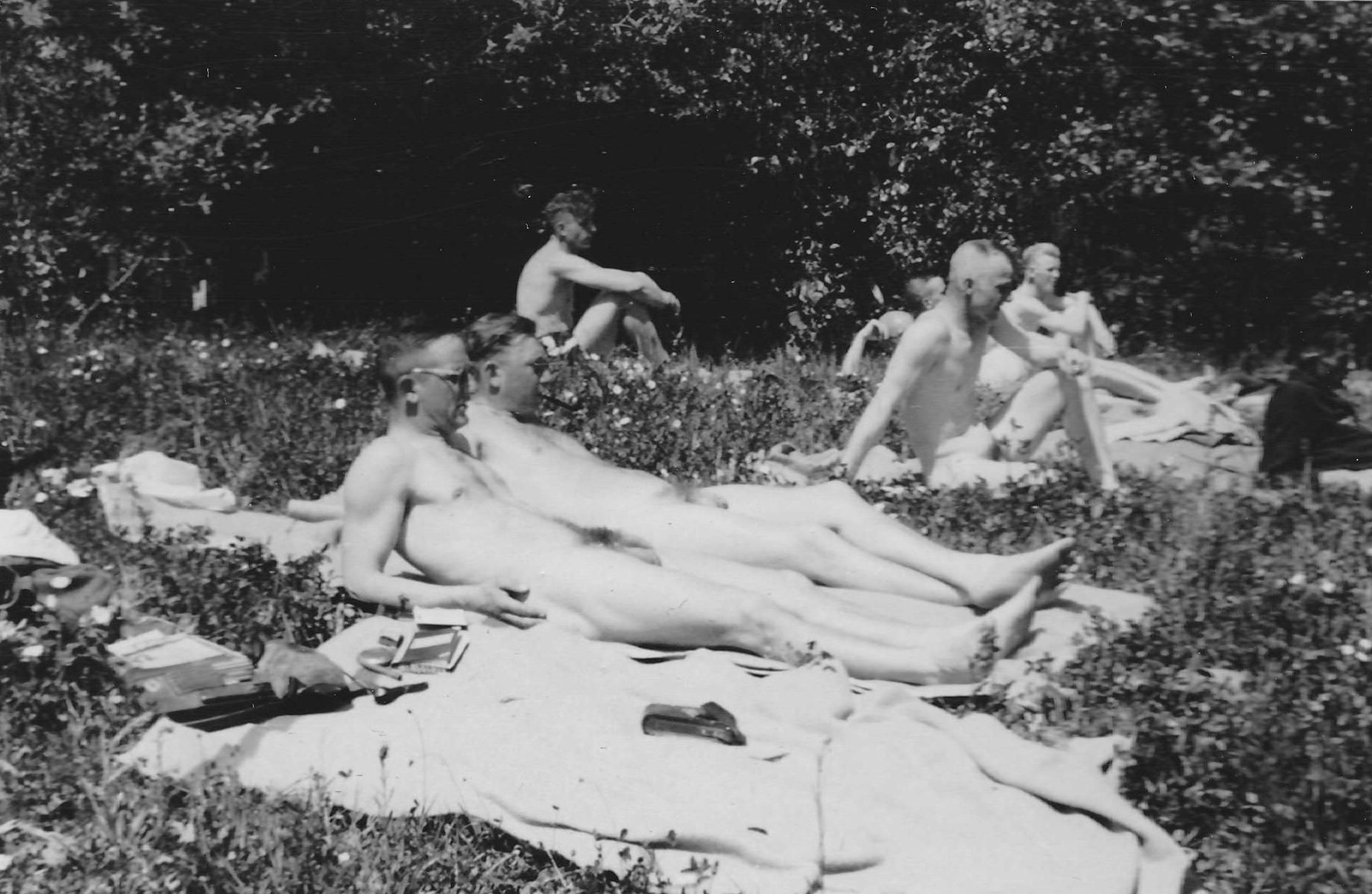 Nude wwii soldiers