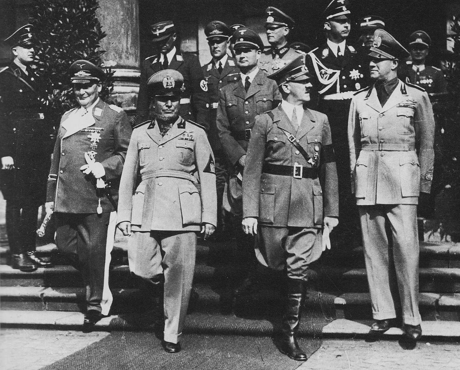 Мюнхенская конференция 1938 г. Конференция в Мюнхене 1938. Мюнхенский сговор 1938 Чемберлен.