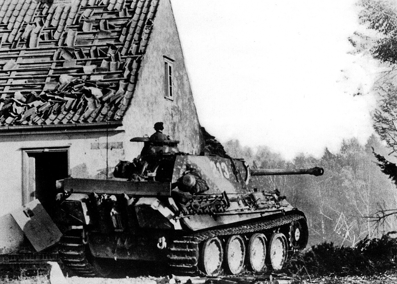 Танк пантера вермахта. Танк пантера вторая мировая 1944. 31 Танковый полк 5 танковая дивизия вермахта. 5 Танковая дивизия вермахта.