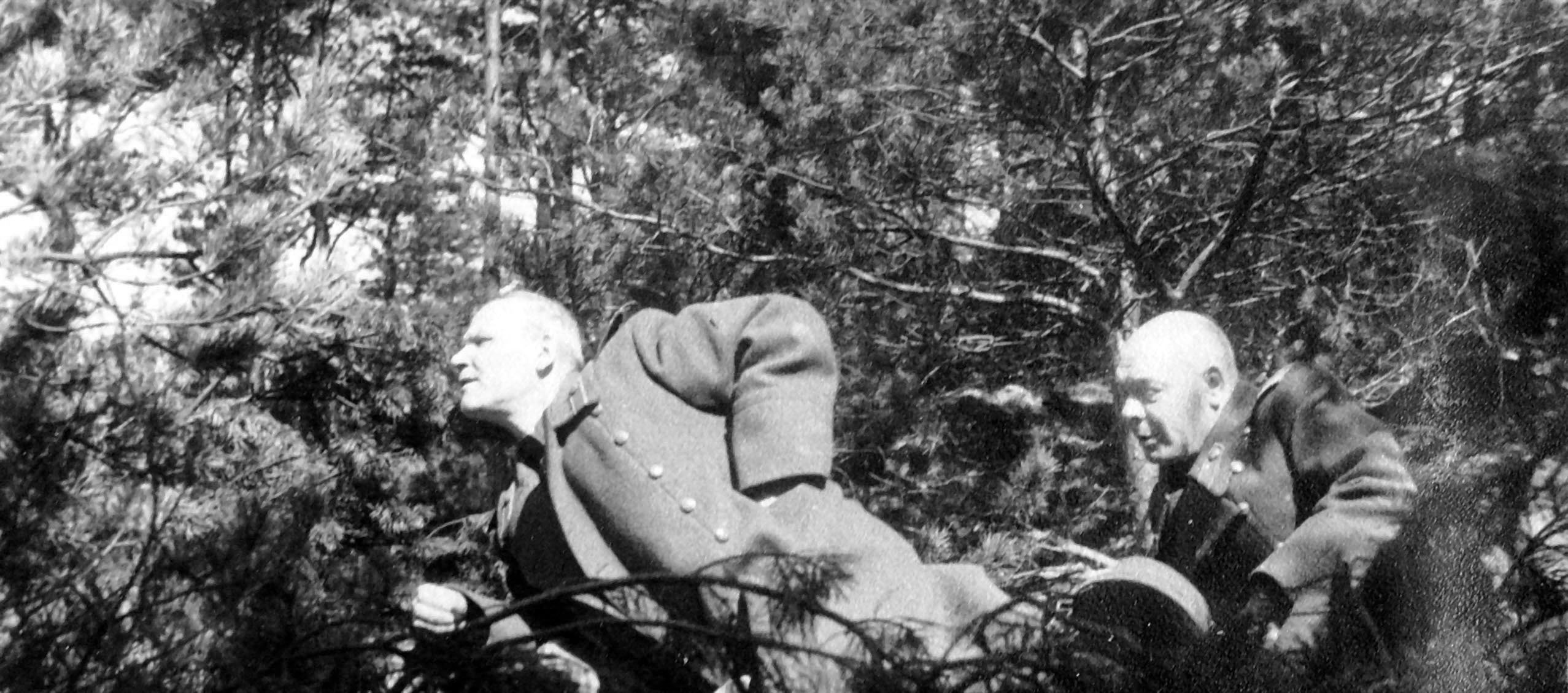 Конев командующий украинским фронтом. Маршал Конев 1945. Маршал Конев на фронте. Генерал полковник Конев.