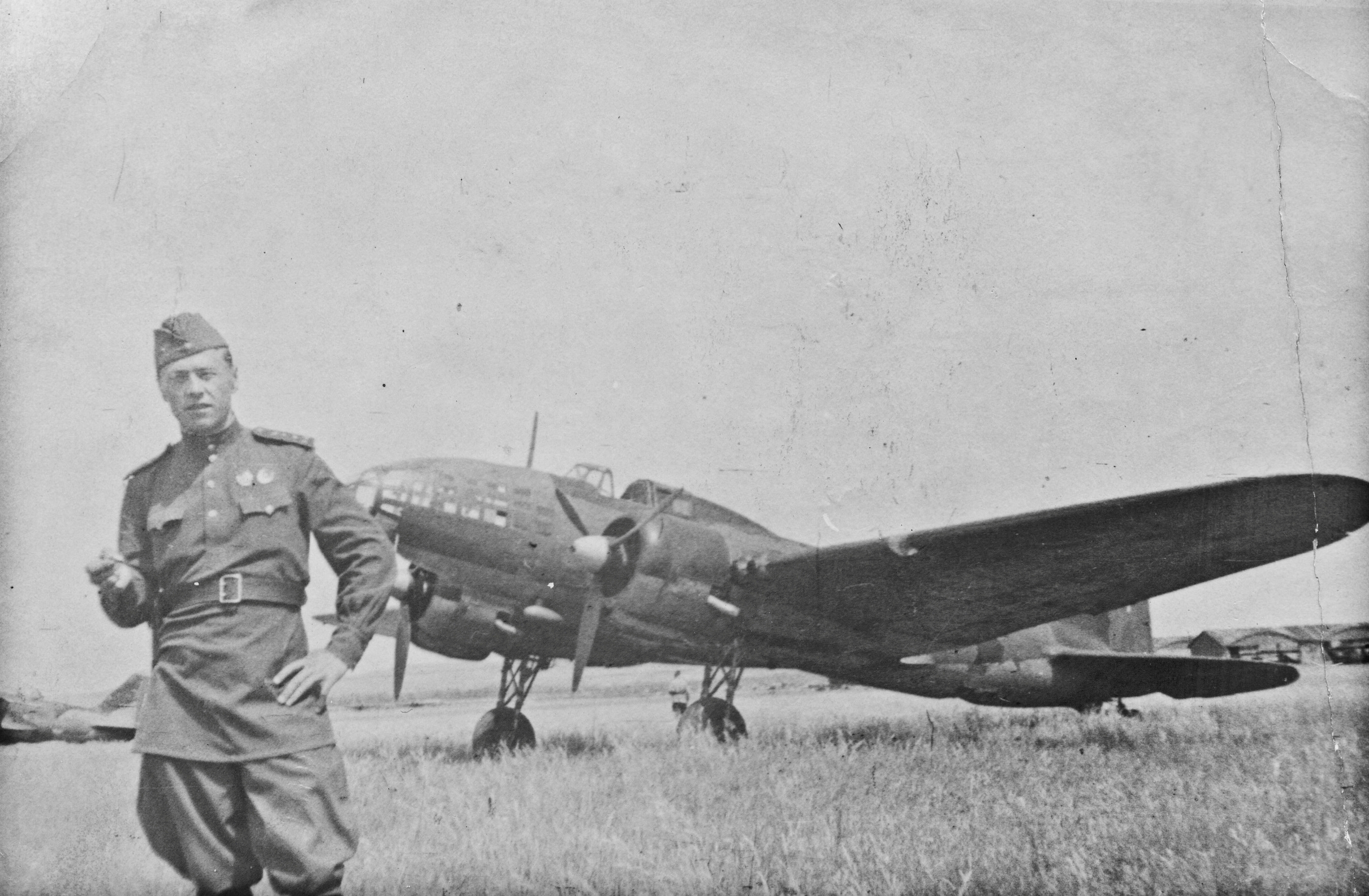Советские самолеты 1941. Ил-4 бомбардировщик. ДБ-3 1941. ДБ-3 бомбардировщик 1941. Ил 2 и ил 4.