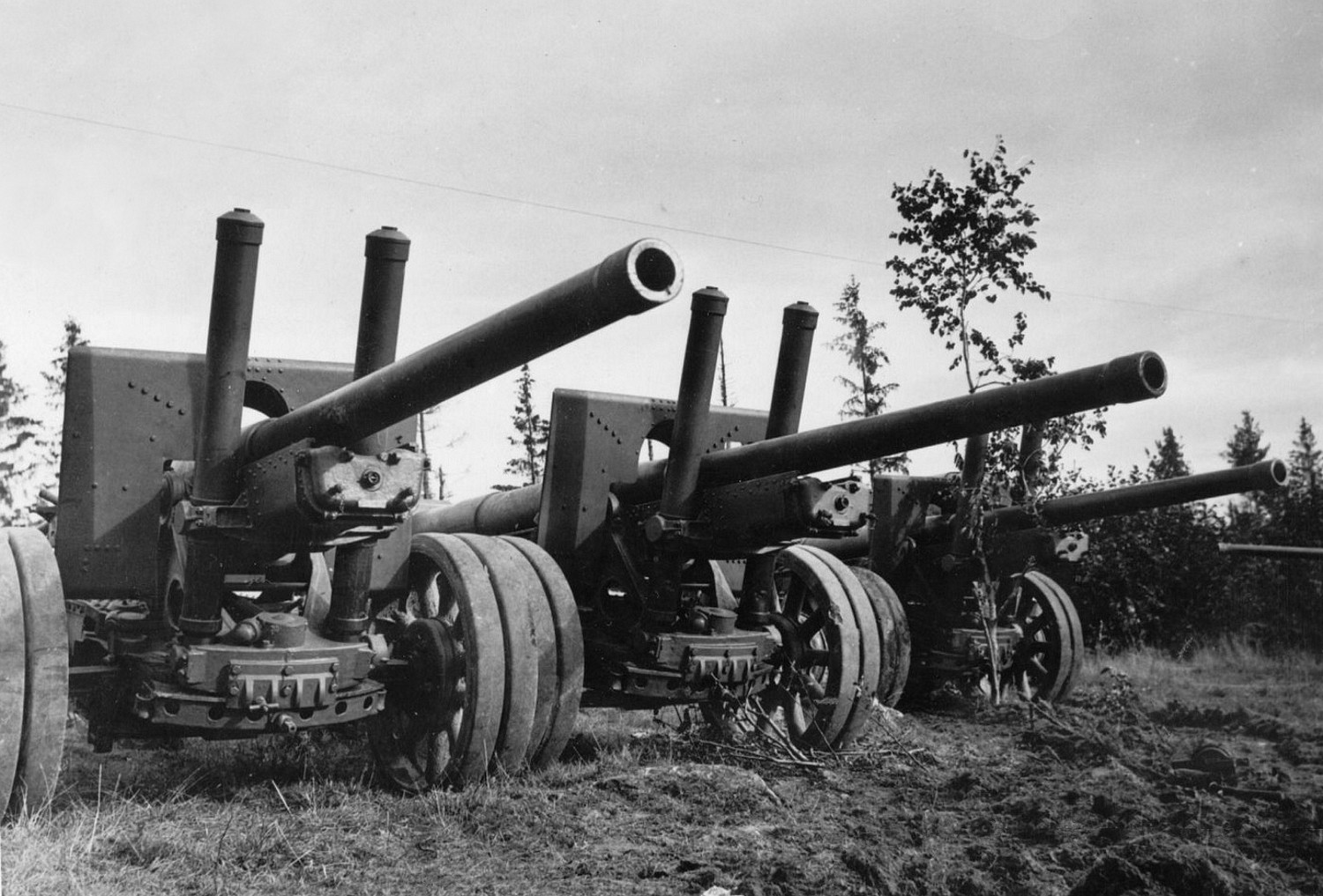 Военная техника 1945 года. Пушка 122 мм 1931. Советская 122 мм пушка. 122-Мм пушка 1931 года. 122-Мм пушка обр. 1931 (А-19).