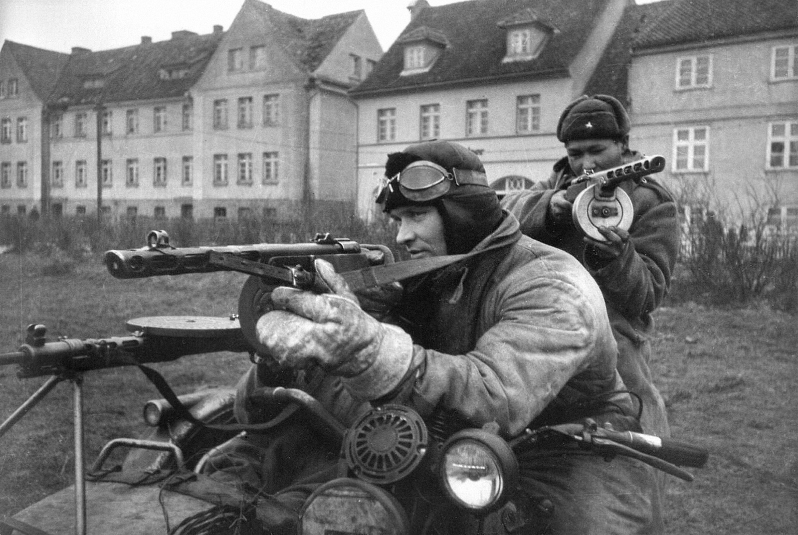 Советские солдаты в германии