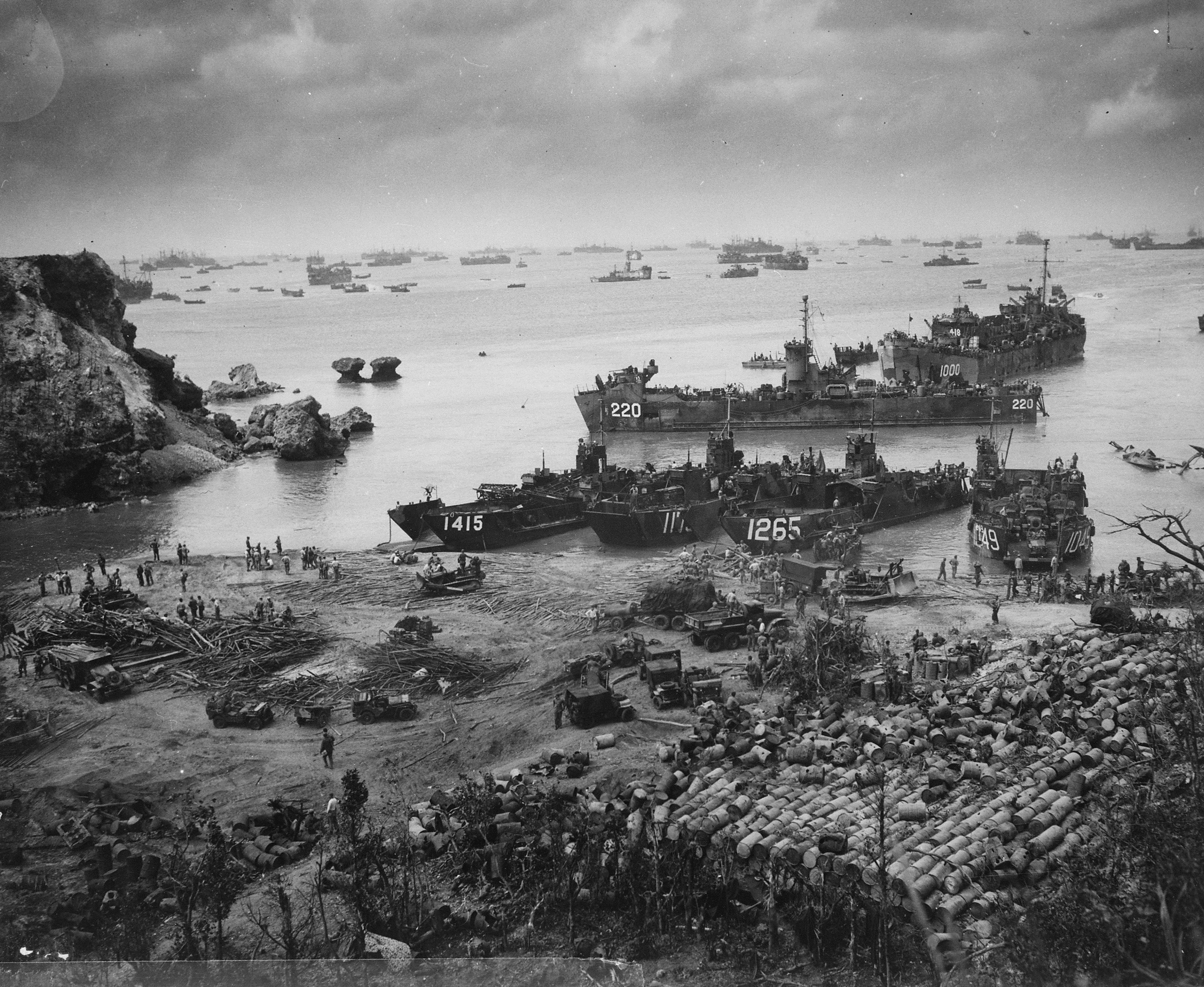 Острове во время второй. Бои на острове Окинава 1945.