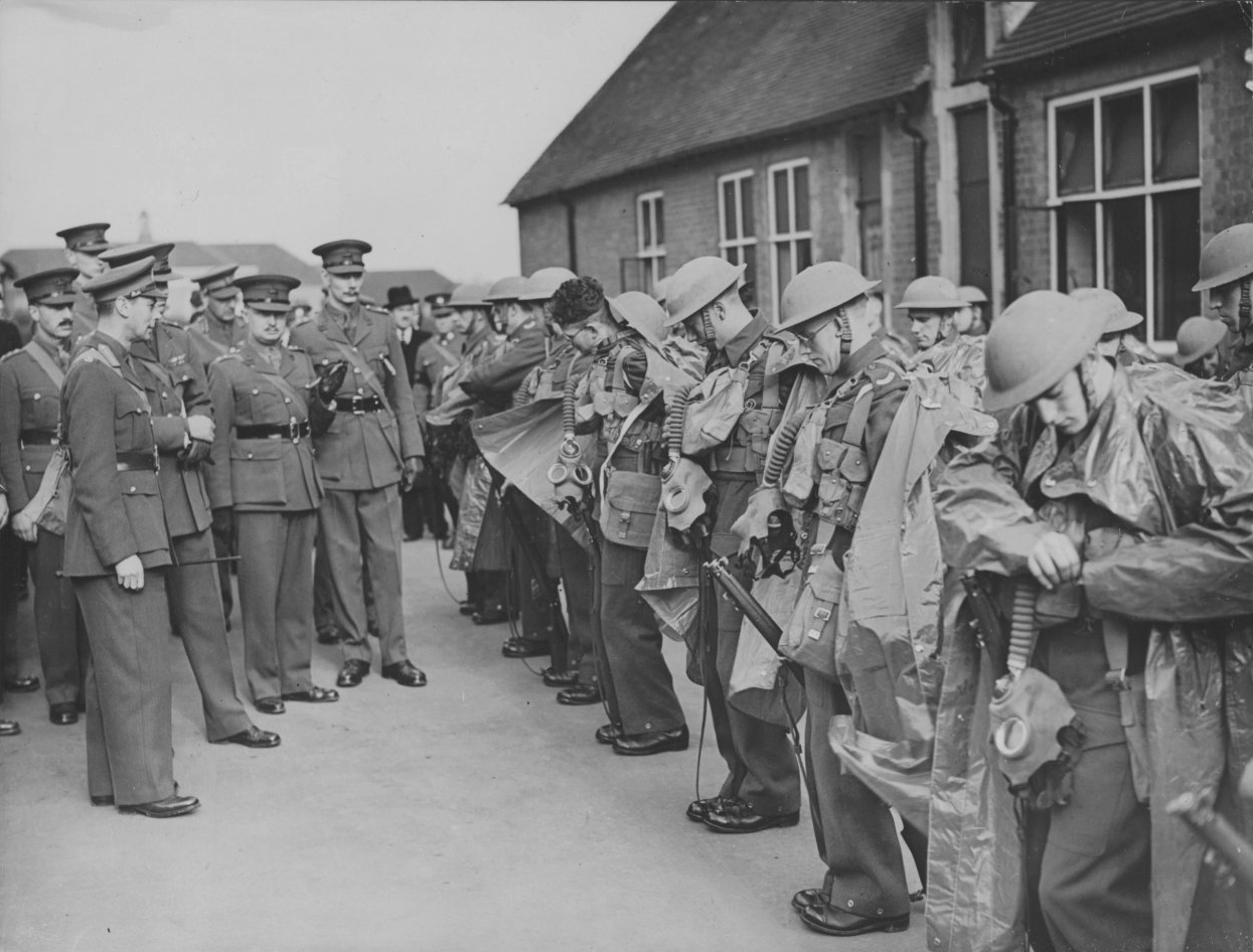 Великобритания 1939 год. Армия Британии во второй мировой войне. Солдаты Британии 1935. Армия Британии ВМВ. Армия Британии 1939.