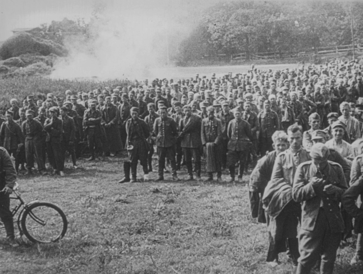 22 июня 1939 г. Пленные польские солдаты 1939. Польские военнопленные 1939. Пленные поляки 1939.