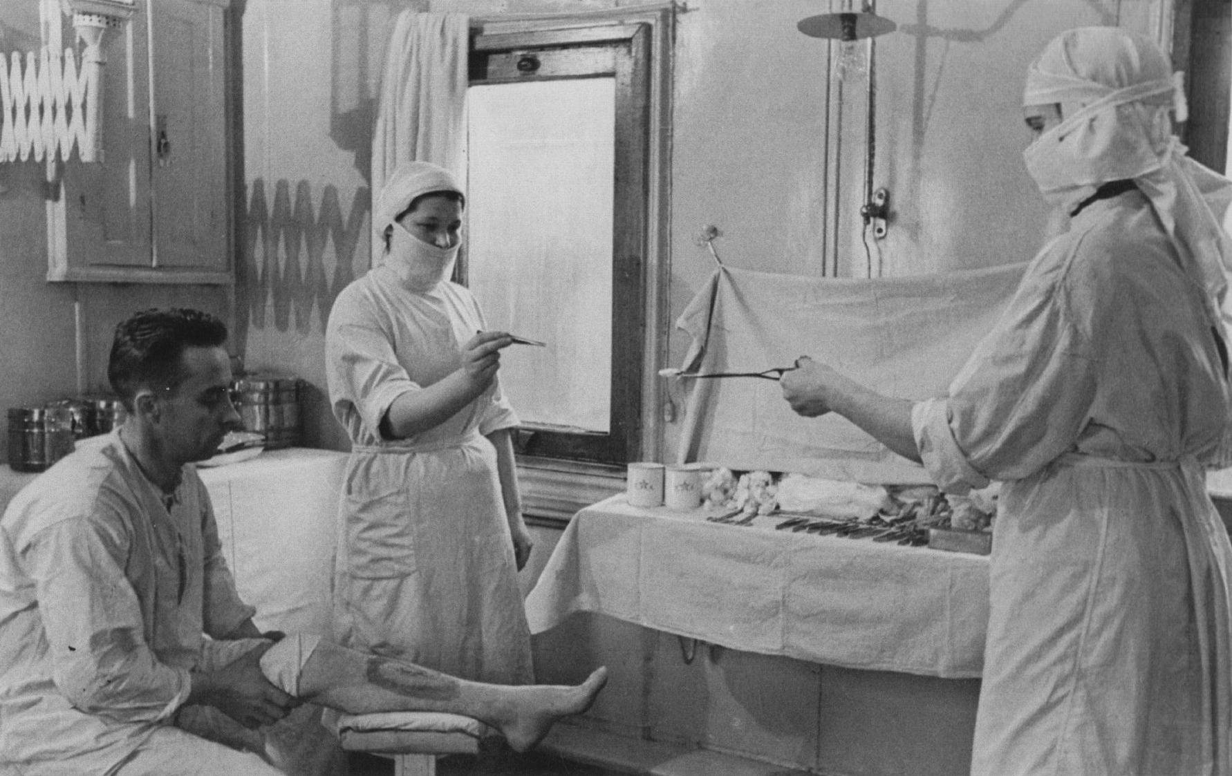 Госпиталь отечественной войны. Военный госпиталь 1941-1945. Военный госпиталь полевой 1942. Военный госпиталь 1944 СССР.