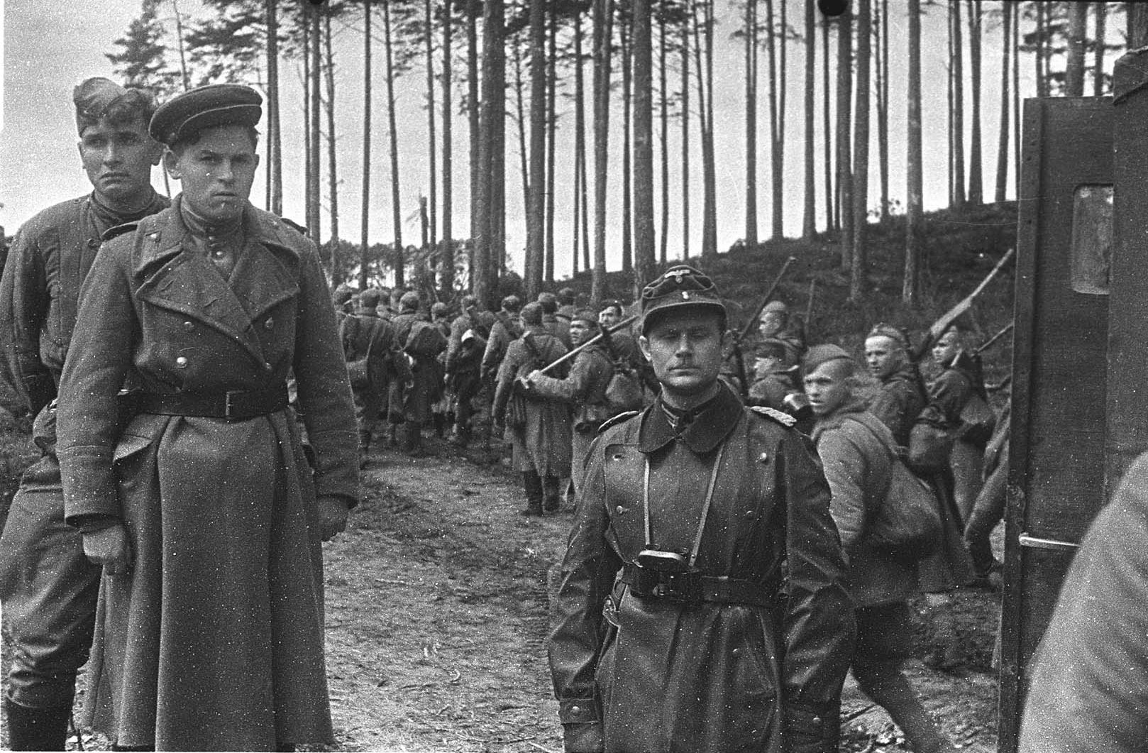 Пленные немецкие солдаты 1945 Кенигсберг