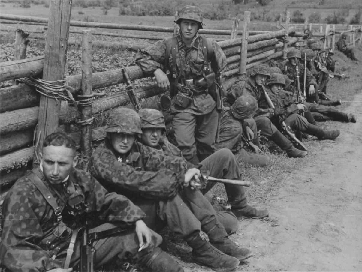 Солдаты Ваффен СС на Восточном фронте