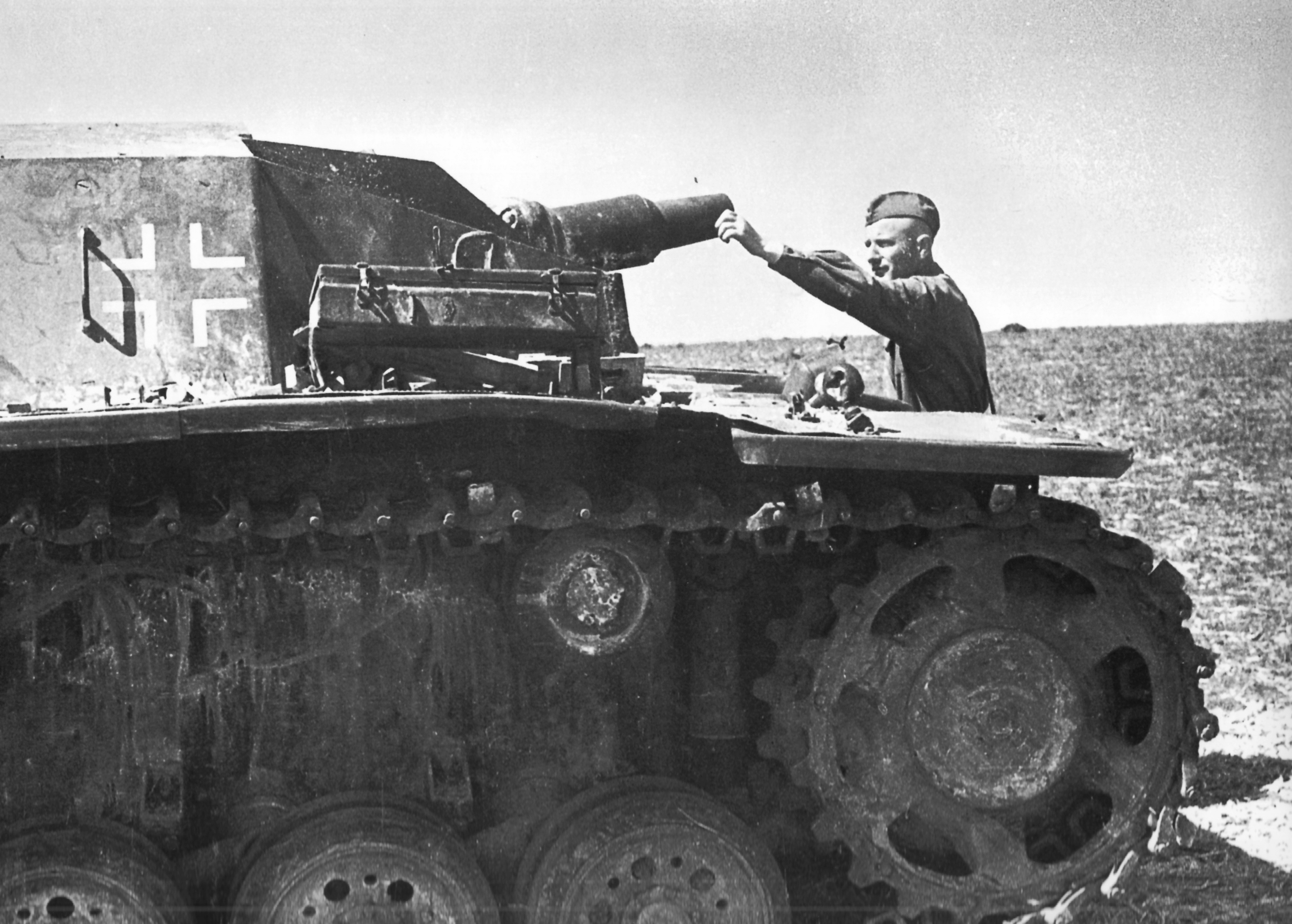 История немецких танков. Штуг 3. Танк Штуг 3. Штуг 1941. Подбитый STUG 3.