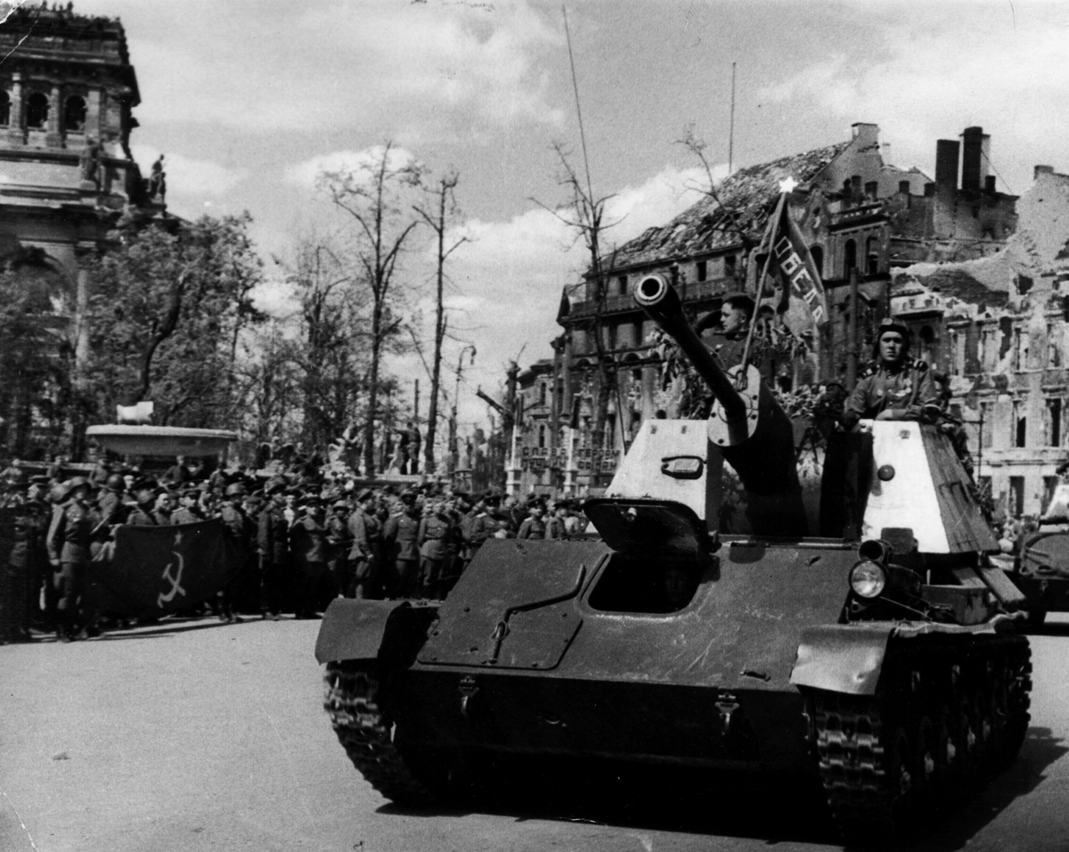 Берлинский парад Победы 1945