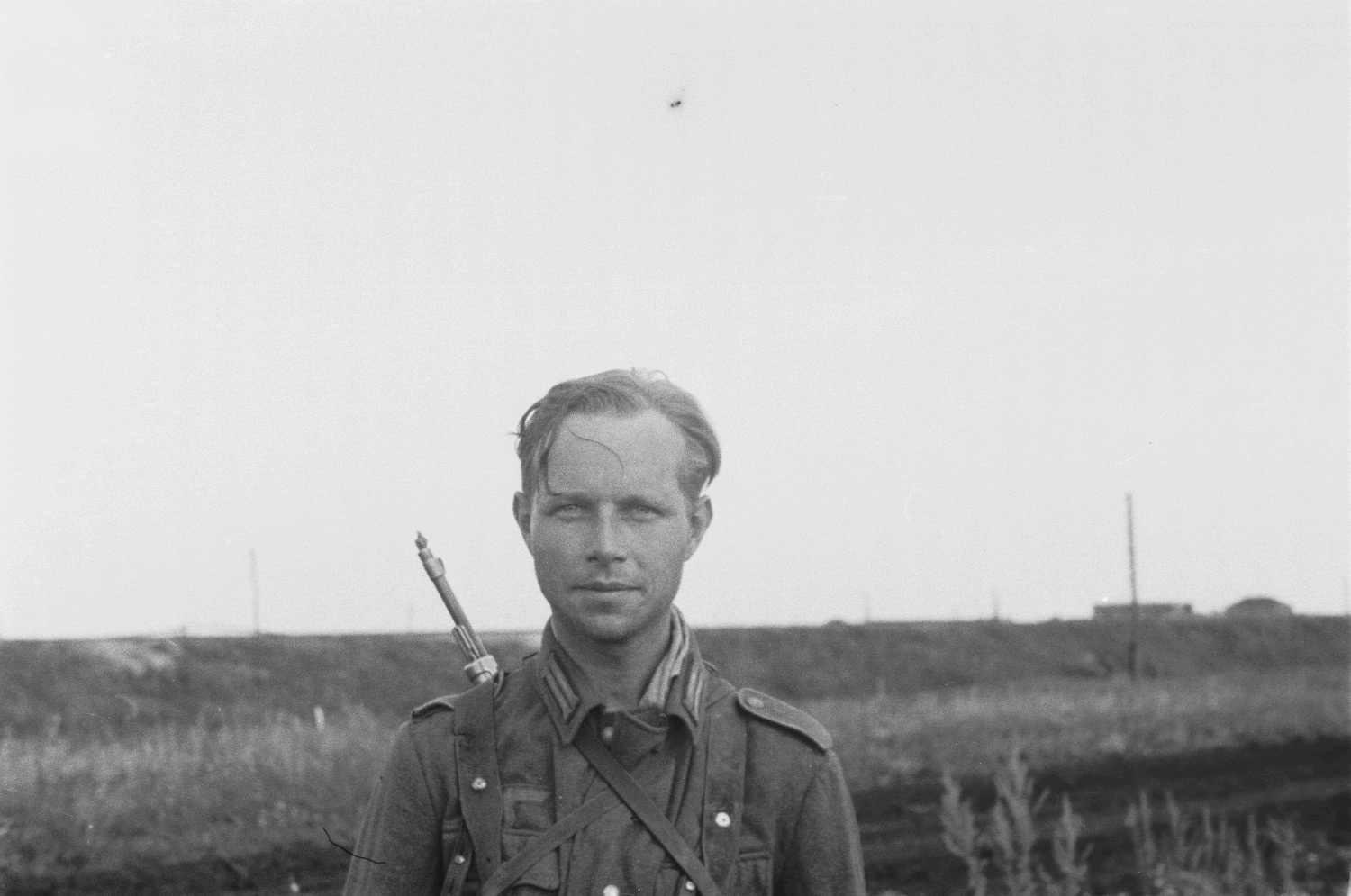 Немецкий солдат 1943. Франц Грассер Белгородская область. Рядовой вермахта Франц Грассер. Фотограф Франц Грассер в Белгородской области. Фотограф Франц Грассер в Белгородской област.