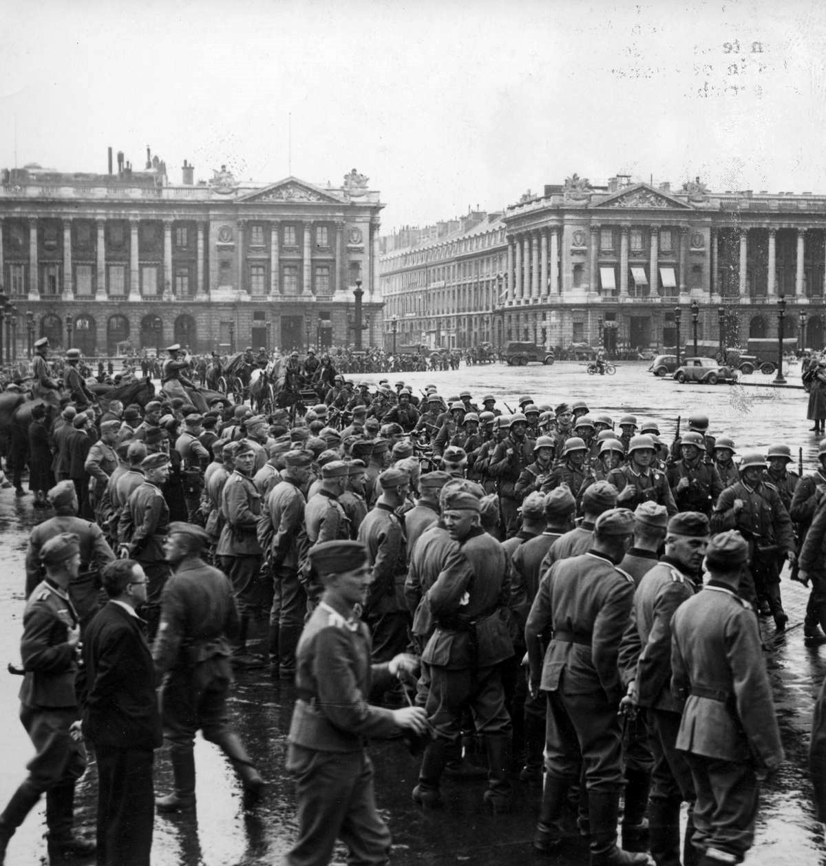 немецкие войска в париже