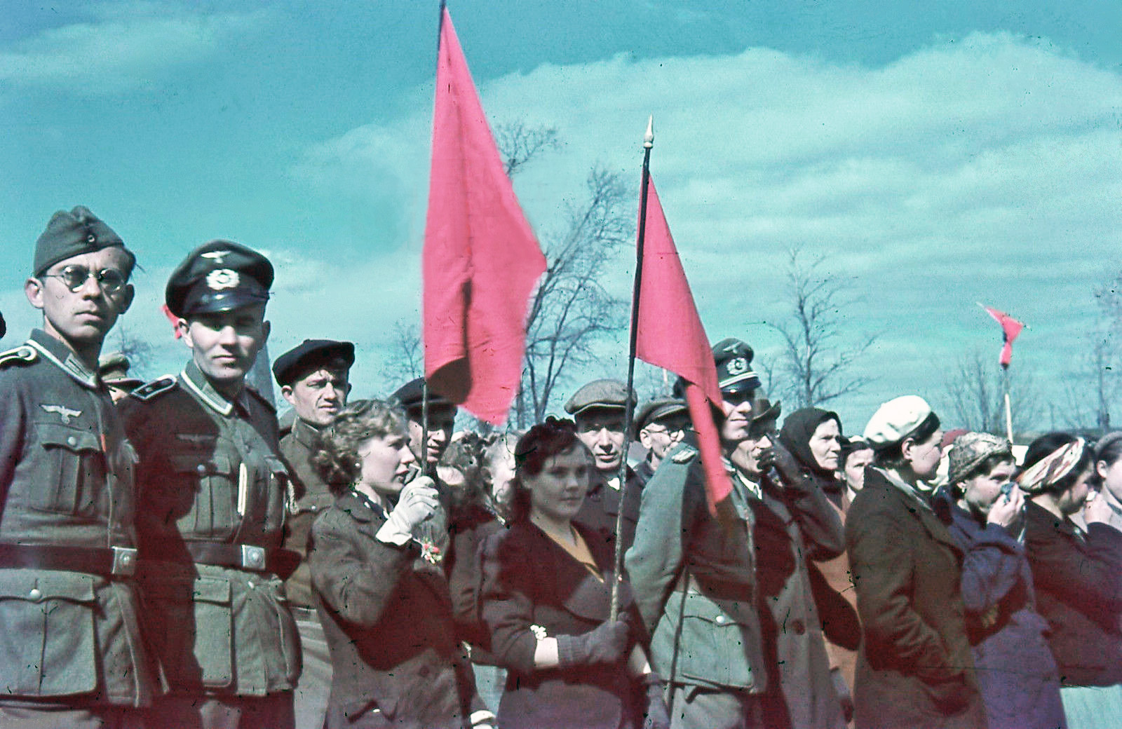 1 мая 1942 г. Первомай Смоленск 1942. Смоленск 1942.
