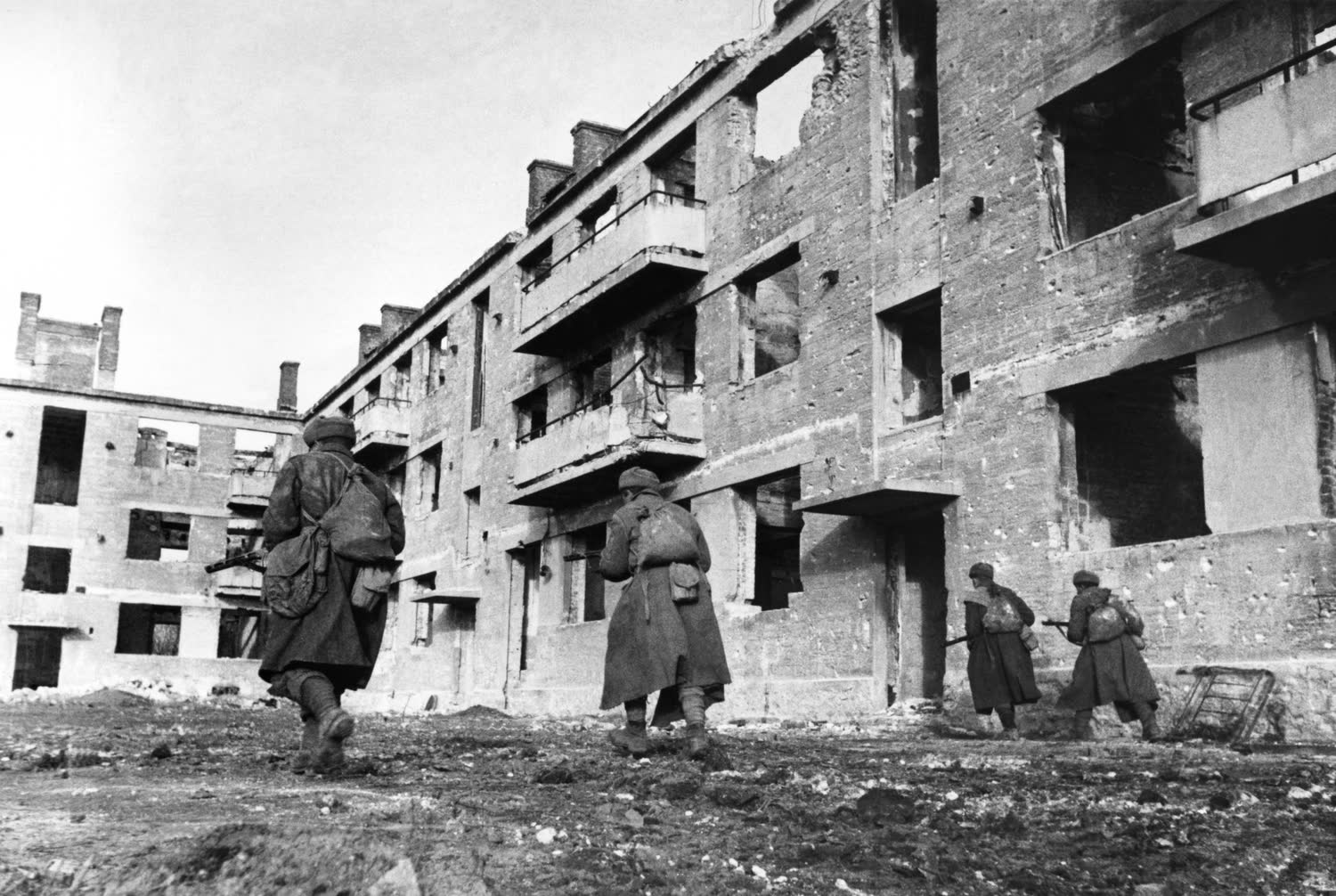 Керчь 1944. Керчь 1945. Керчь в ВОВ разрушенные здания. Керчь разрушенная 1944.