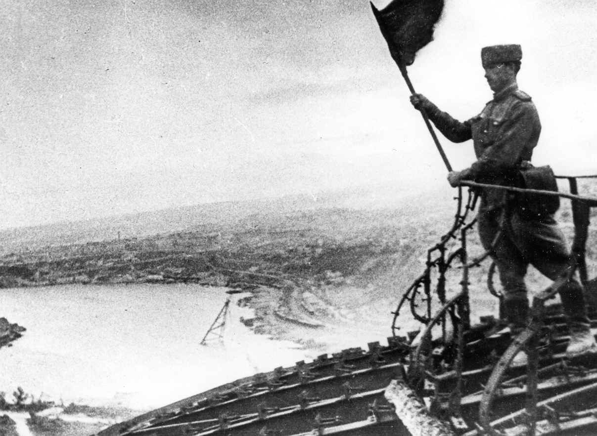 Севастополь 1944 год. 9 Мая 1944 освобождение Севастополя.