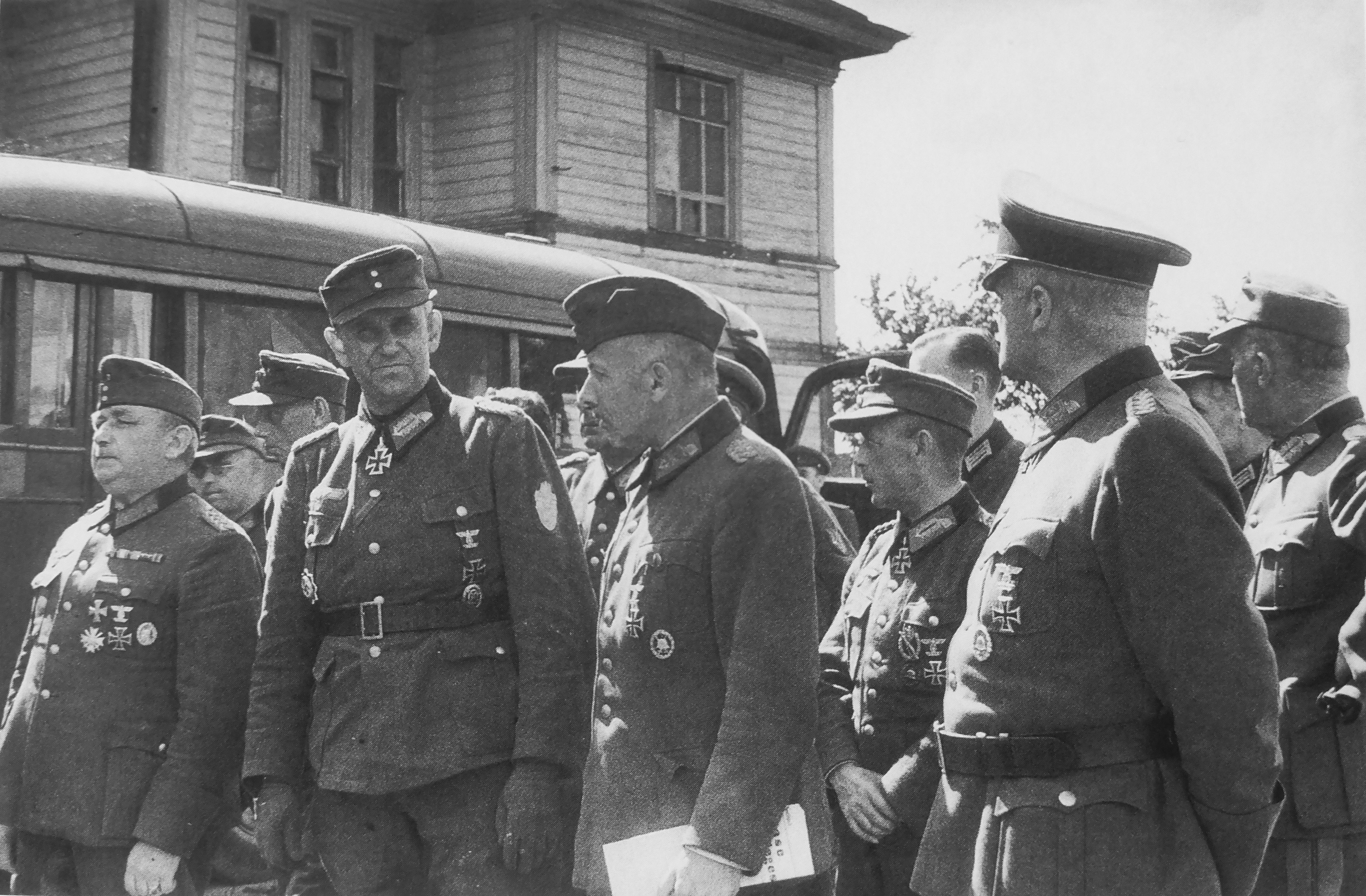 1 июля 1944. Пленные немецкие генералы в Москве 1944. Пленные немцы в Москве 1944.