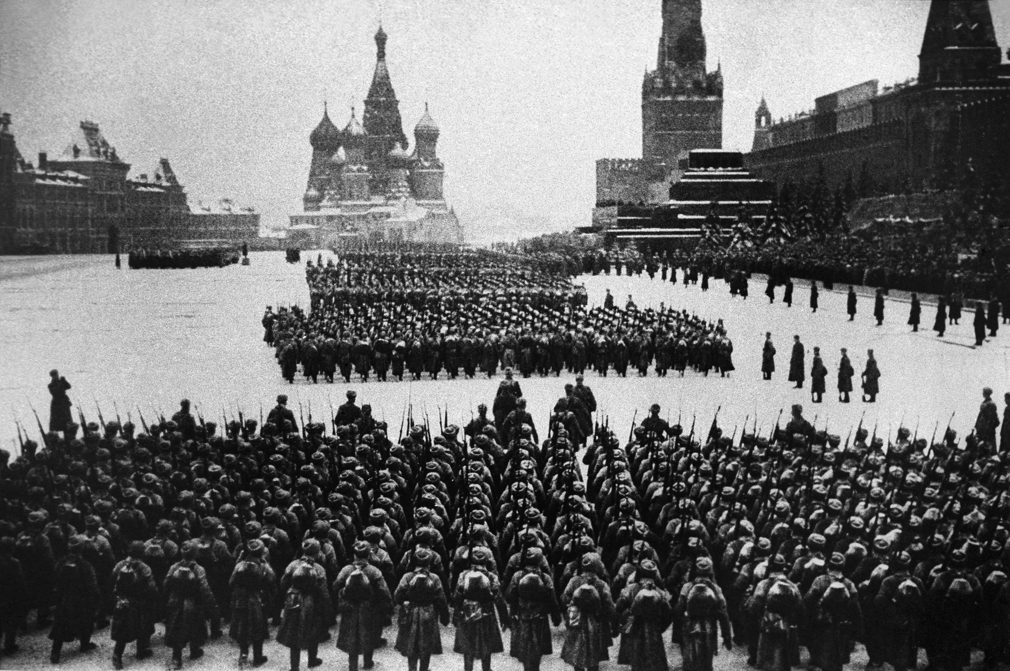 Военный парад на красной площади фото
