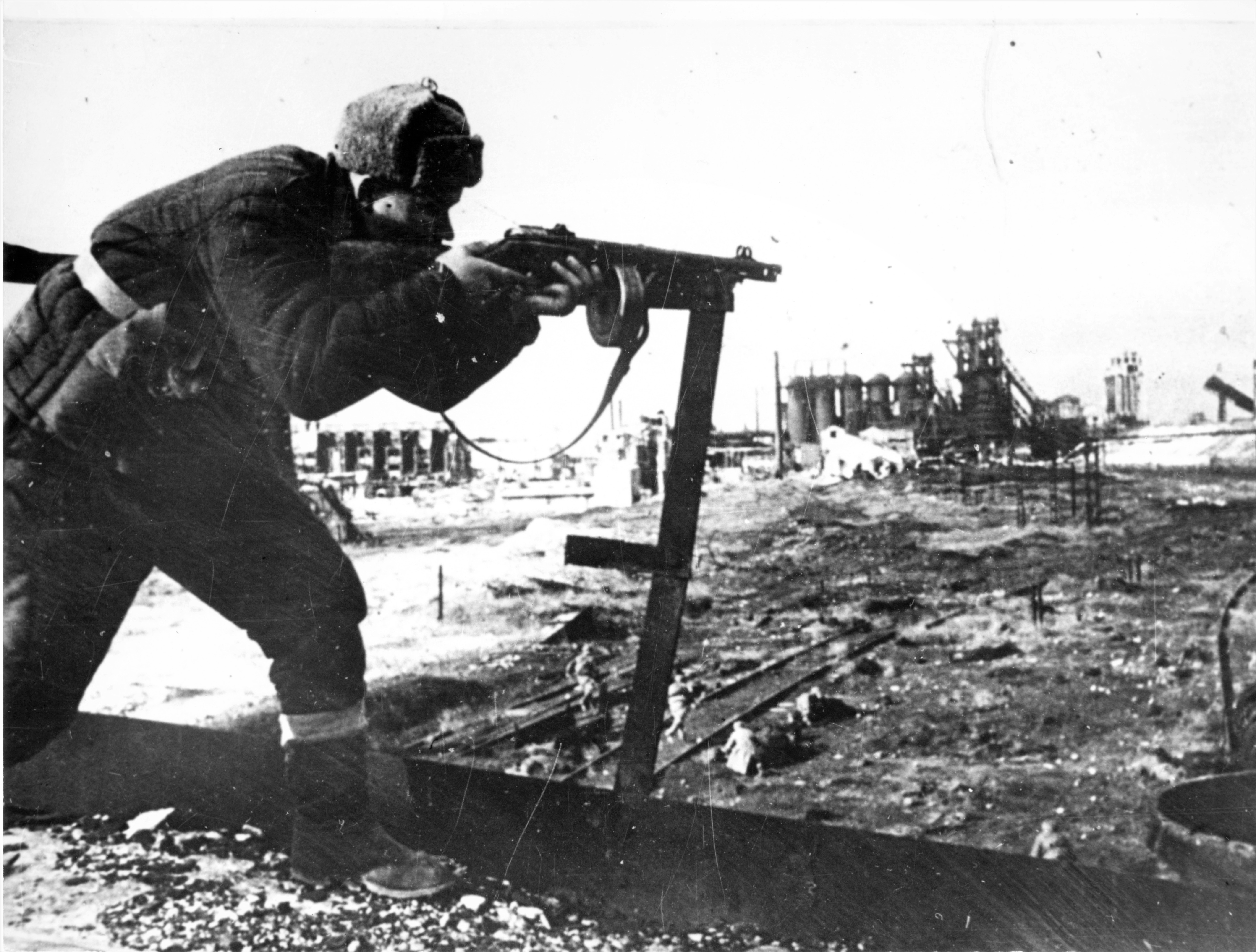 8 апреля 1944 года. Керчь в годы войны 1941-1945. Освобождение Керчь 1944. Оборона Керчи в годы Великой Отечественной войны 1941-1945.
