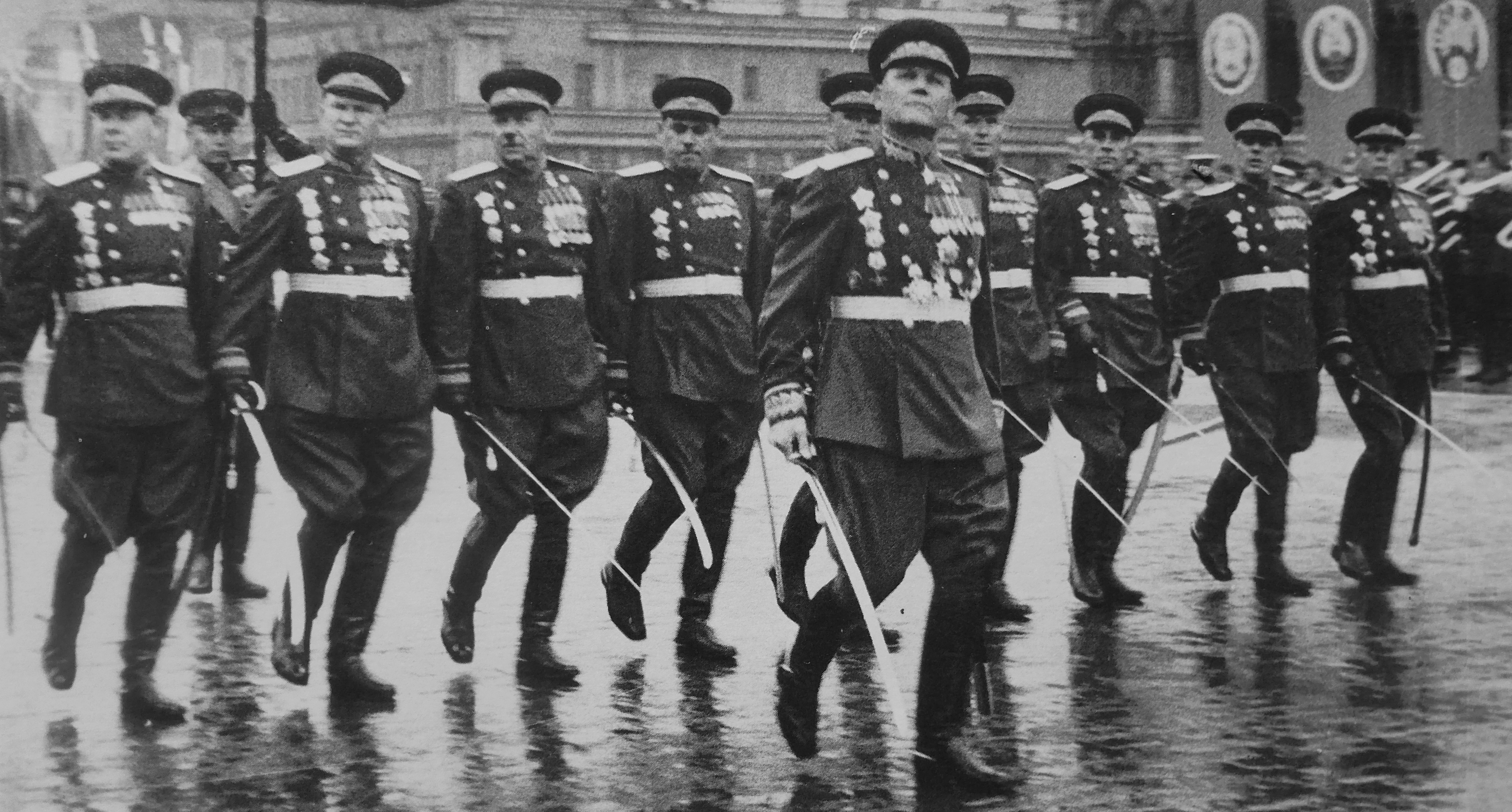 Маршалы на параде Победы 1945 года