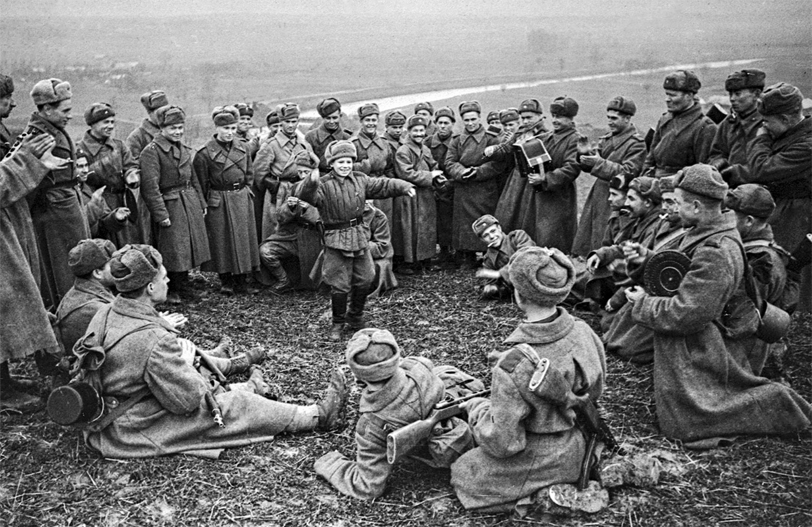 Военная хроника 1941. Хроники Великой Отечественной войны. Военные годы.