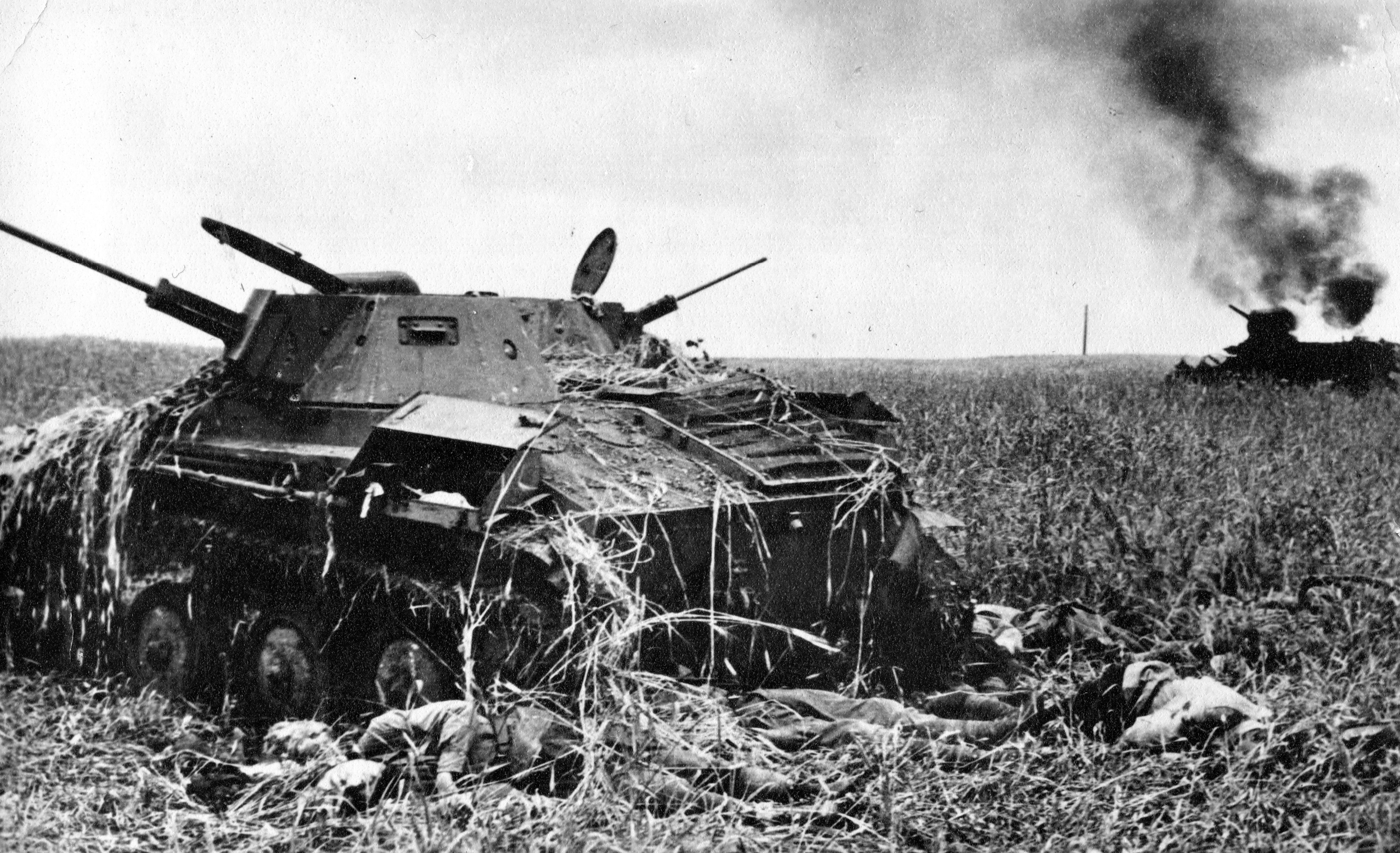 Подбитые советские танки. Подбитый т-70. Танк т 70 Прохоровка 1943. Т-70 Курская битва. Т-60 танк подбитые 1941.