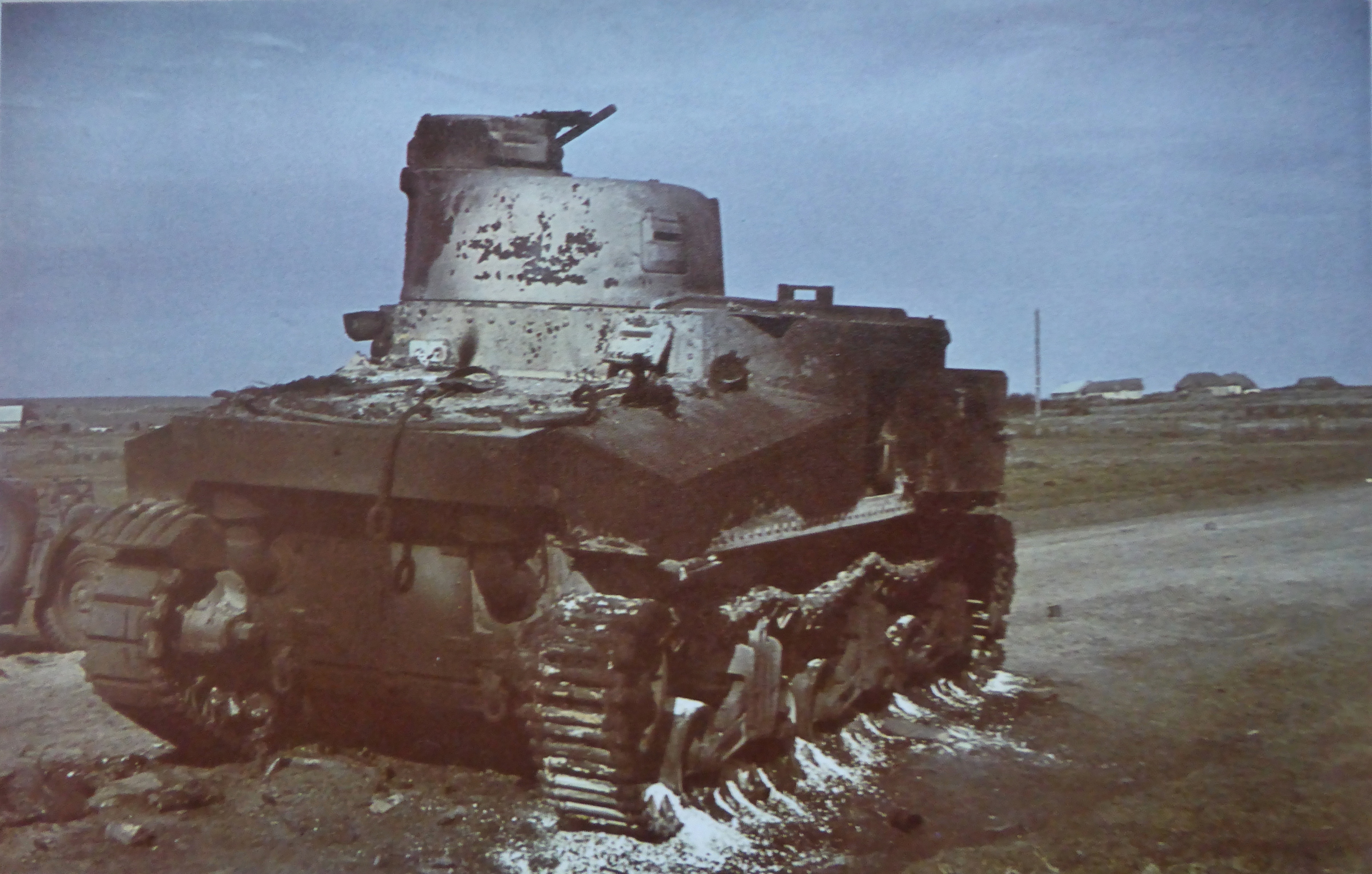 Немецких танков генерал. M3 Lee СССР. Подбитые танки м3 Lee. М3 Lee и м3 Стюарт.