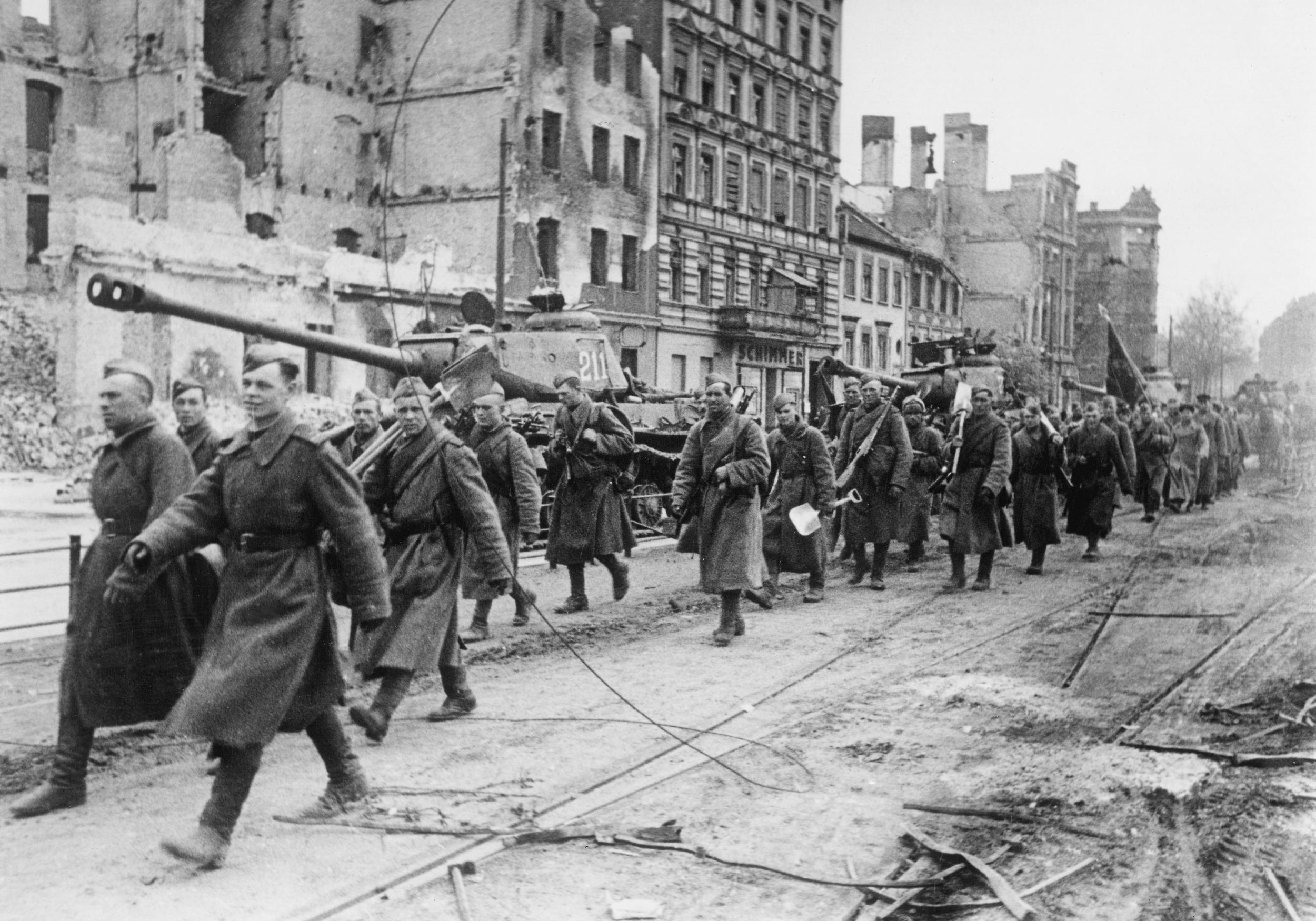 фото военных 1945 года