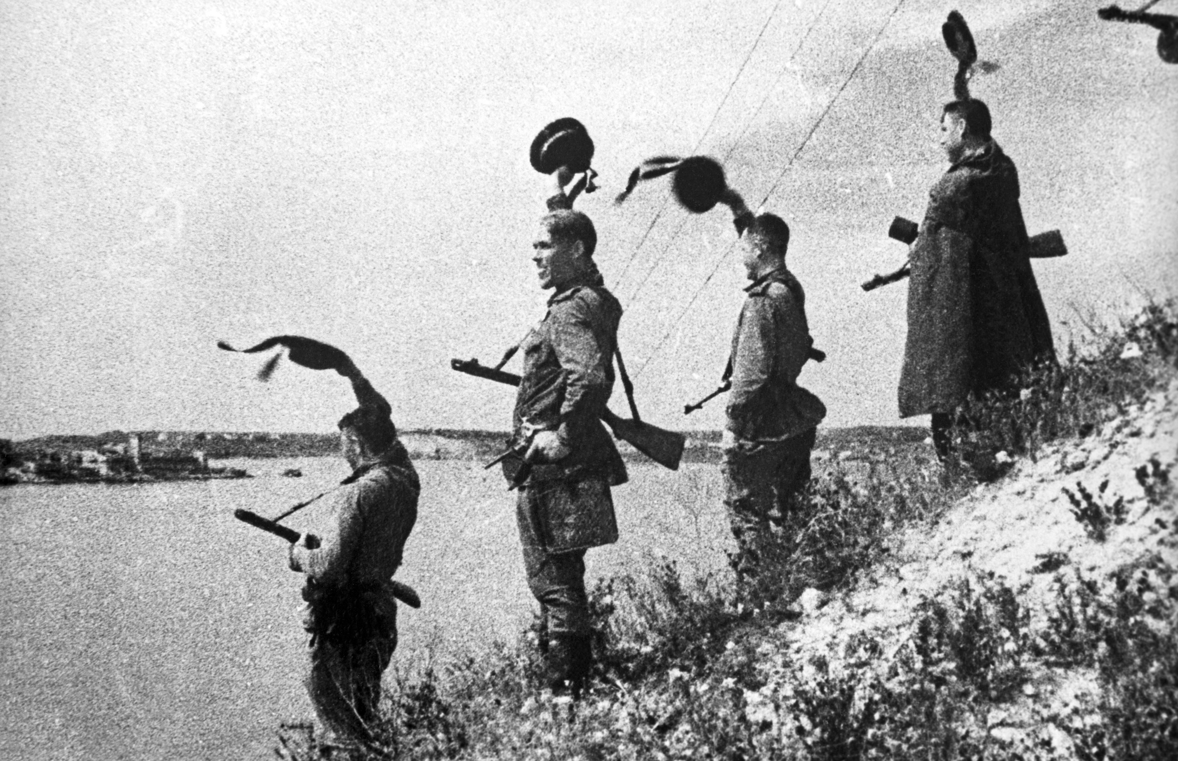 Севастополь 1944 год. Освобожденный Севастополь 1944. Севастополь 9 мая 1944 года. Битва за Крым 1944.