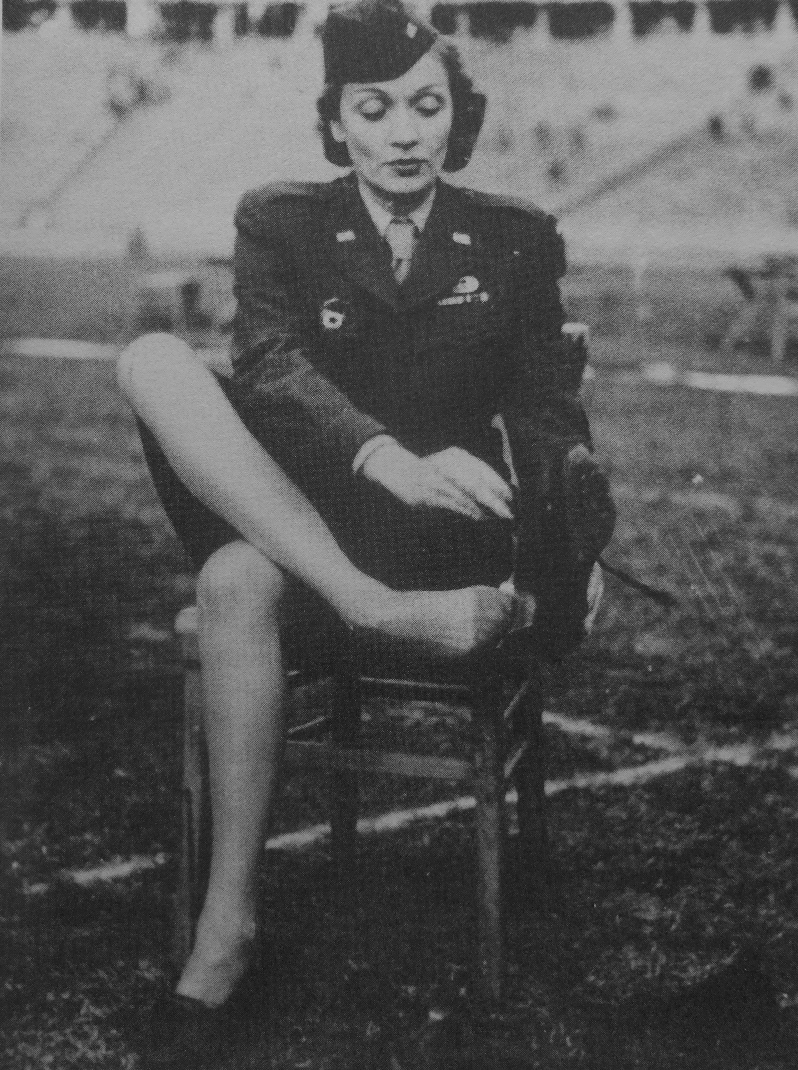 Марлен Дитрих в военной форме фото
