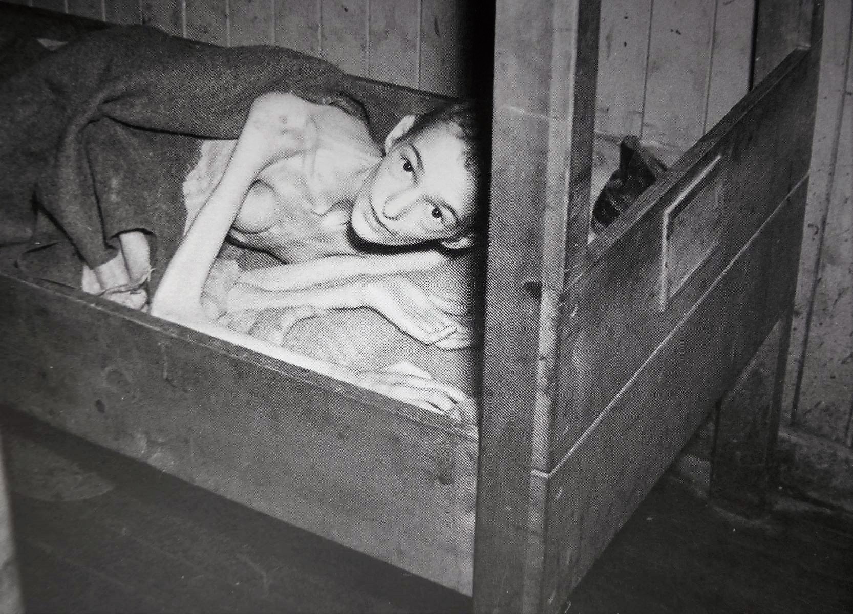 голый женщины в концлагере фото 88