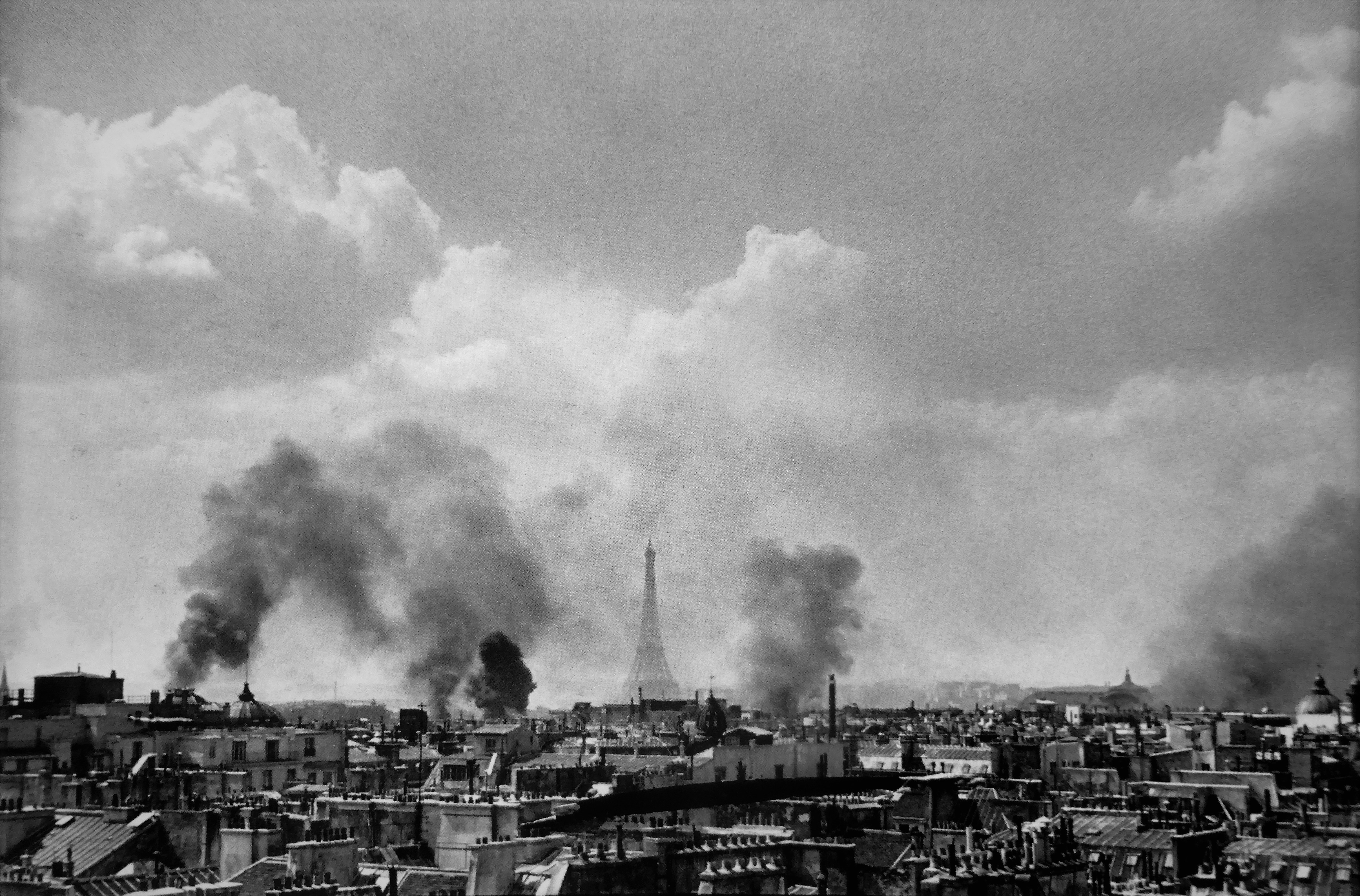Франция 1944 год. Освобождение Парижа 1944. Освобождение Франции 1944 Париж. 25 Августа 1944 г. – освобождение Парижа.. Париж 1944 год фото.