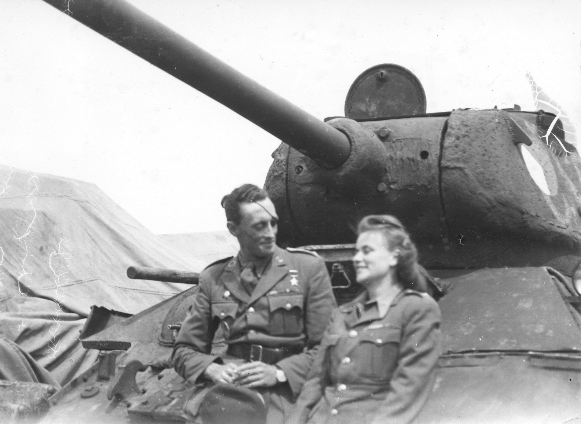 Экипаж танка героя. 1-Я Чехословацкая танковая бригада. Т-34 чехословацкий танковой бригады.