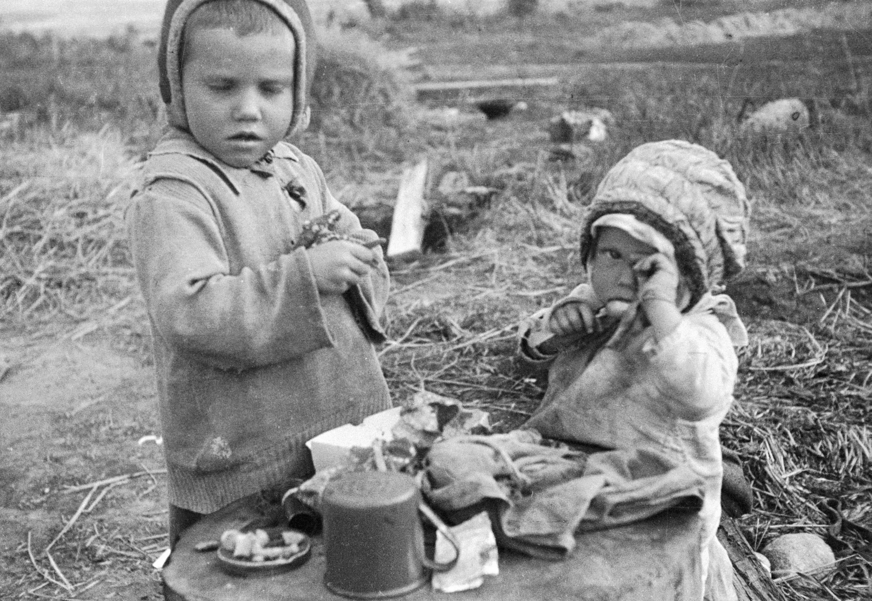 Как жили во время великой отечественной. Дети- сироты Великой Отечественной войны 1941-1945. Голодные дети войны 1941-1945.