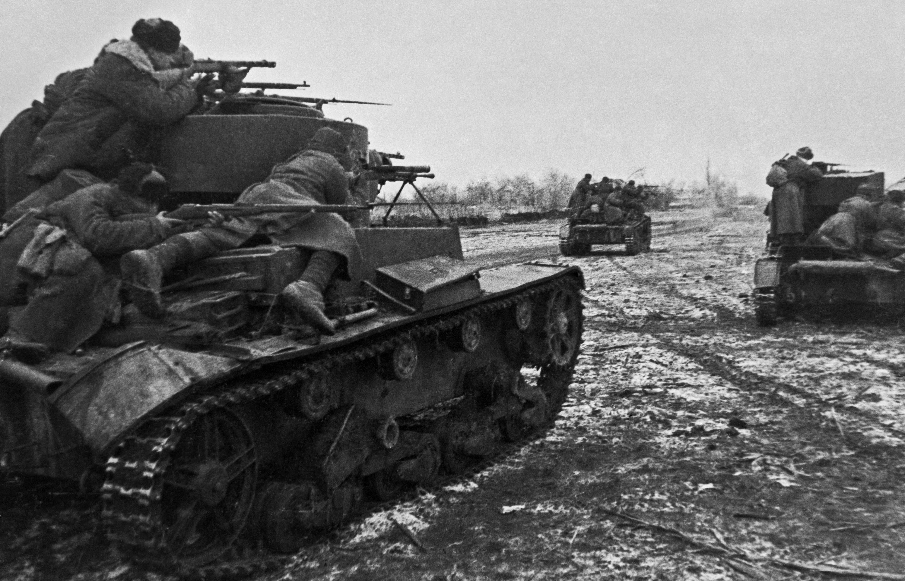 1944 год сражения. Березнеговато-Снигиревская операция. Танковый десант на т-34. Березнеговато-Снигиревская наступательная операция. Танковый десант РККА В 1941 году.