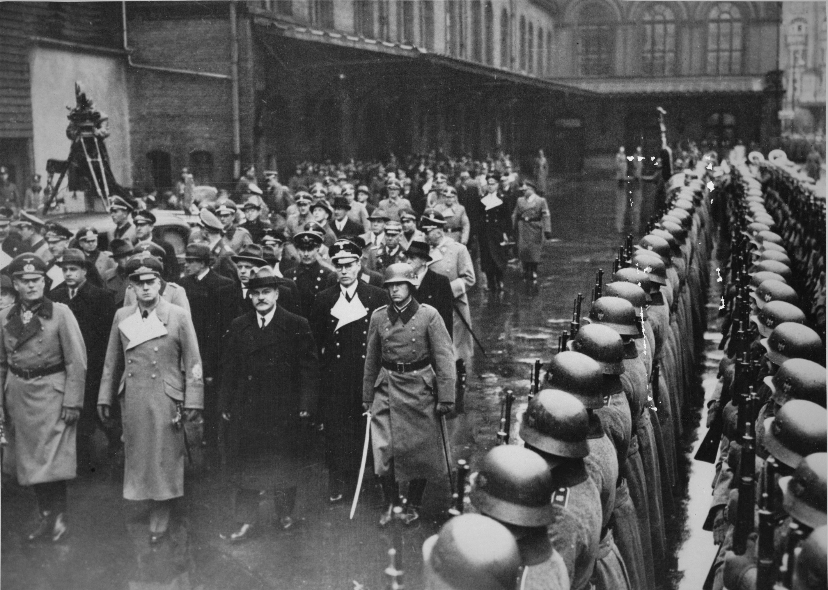 Переговоры гитлера. Молотов визит в Берлин 1940. Посольство Германии в Москве 1941 год.