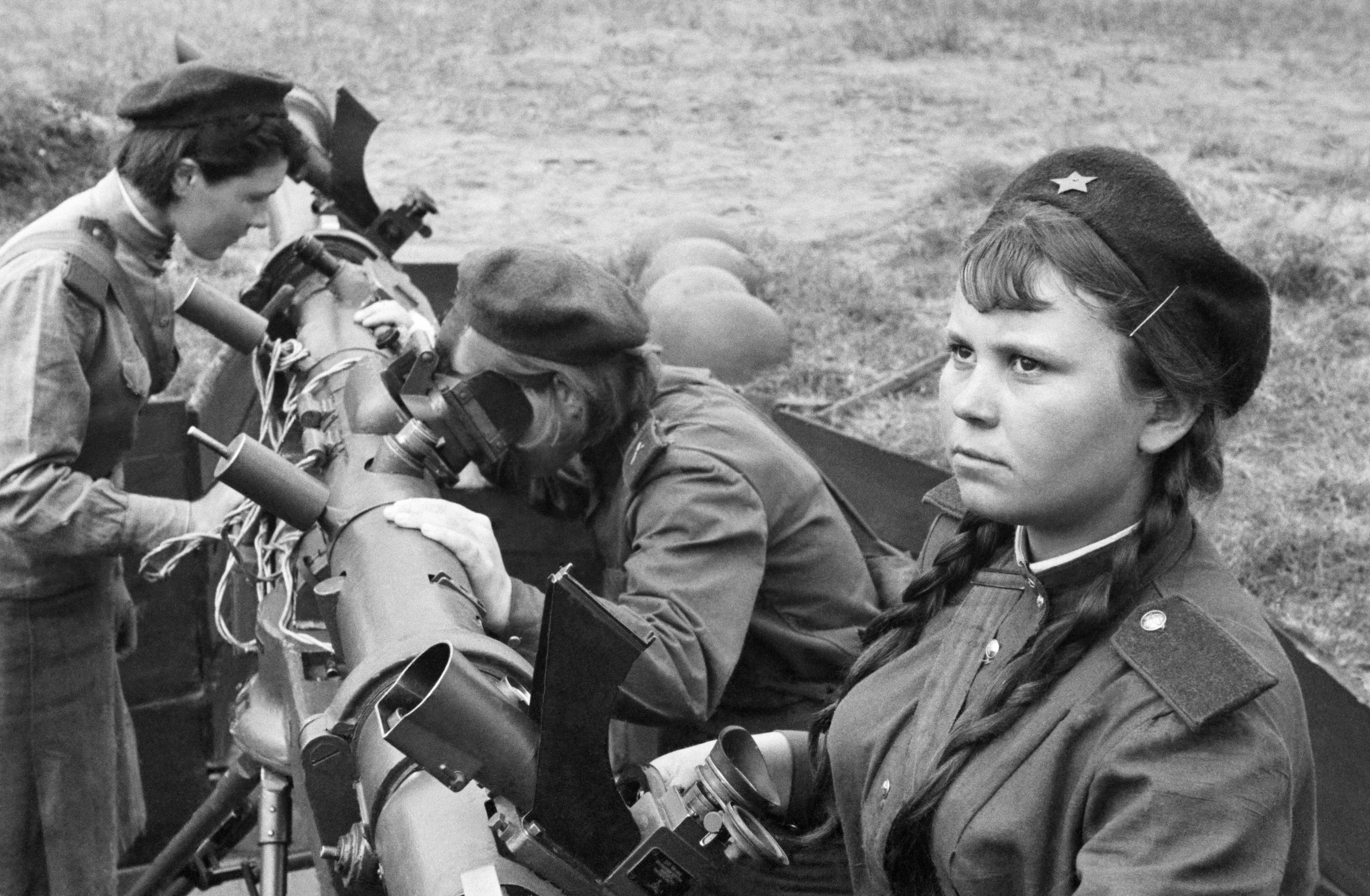 Б ввв. Зенитчицы 1942. Девушки зенитчицы на войне 1941-1945.