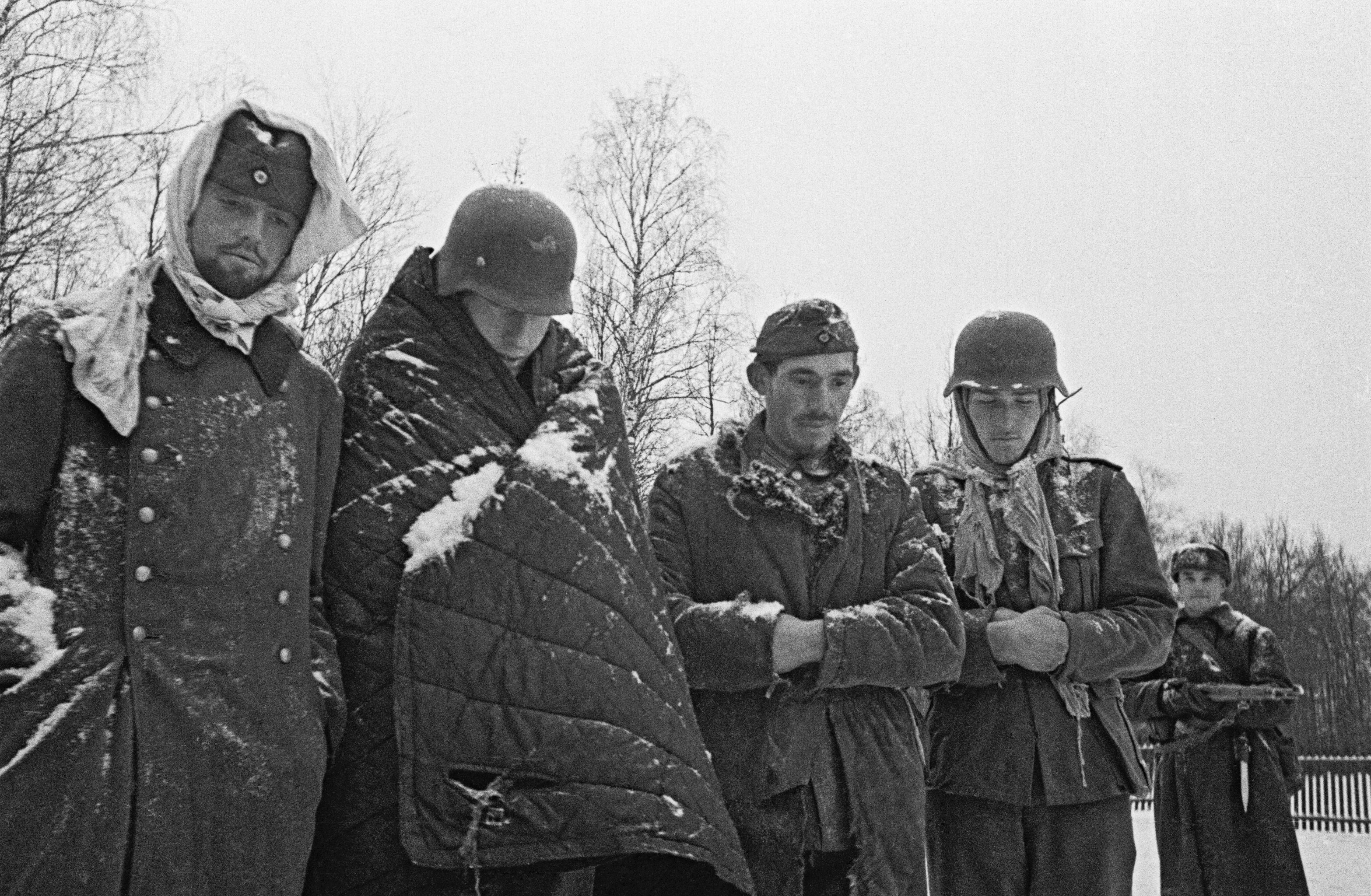Солдаты вермахта под Москвой 1942 зима