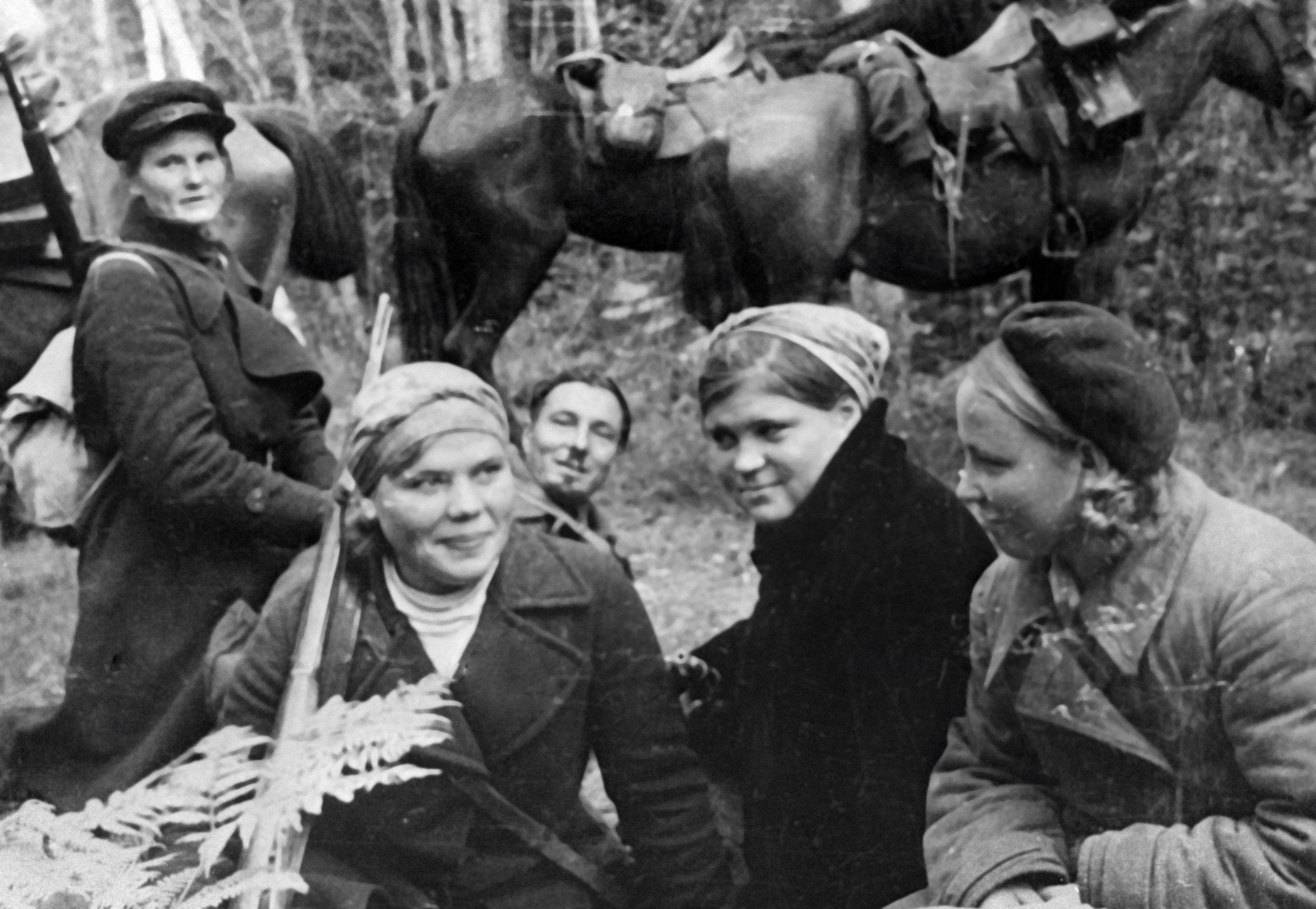 Мухина партизанка 1942