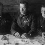 С боевыми товарищами — генералами М. С. Малининым и А. А. Лобачевым.jpg