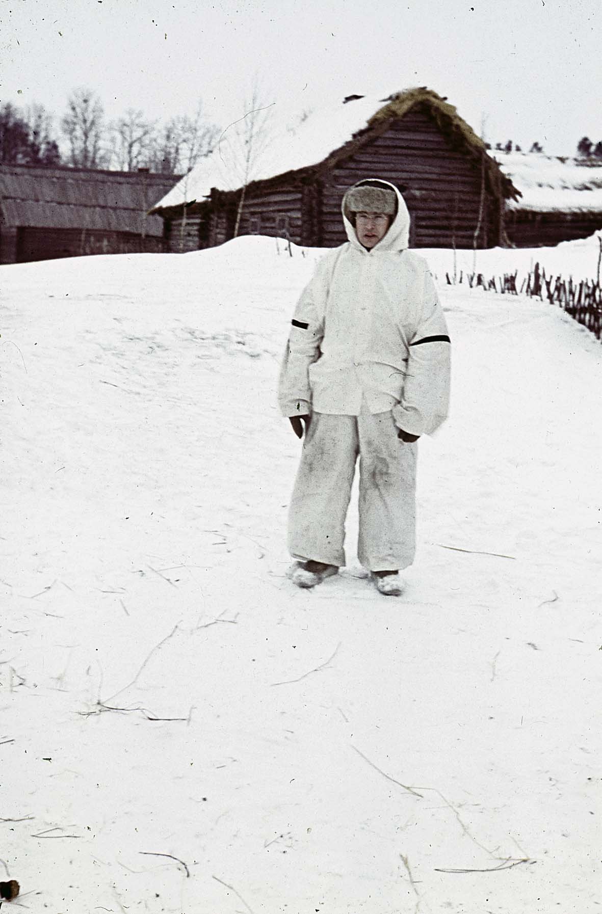 Немецкий фотограф Альберт Дикман в деревне Терентеево Смоленской области —  военное фото