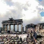 russian-soldiers-rally-at-the-brandenburg-gate-berlin-1945.jpg