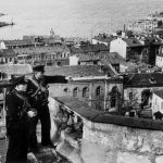 1942-Севастополь-командиры-морской-пехоты-намечают-план-действий.jpg