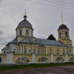Дмитровск - церковь.jpg
